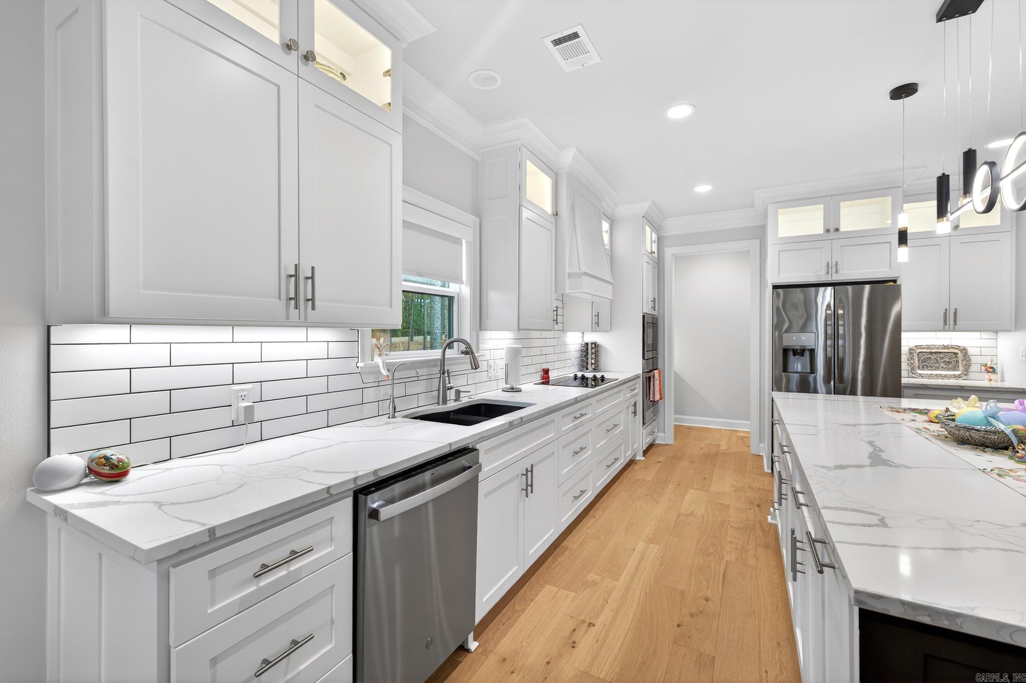 6 El Ejido Lane Hot Springs Village, AR 71909-0000