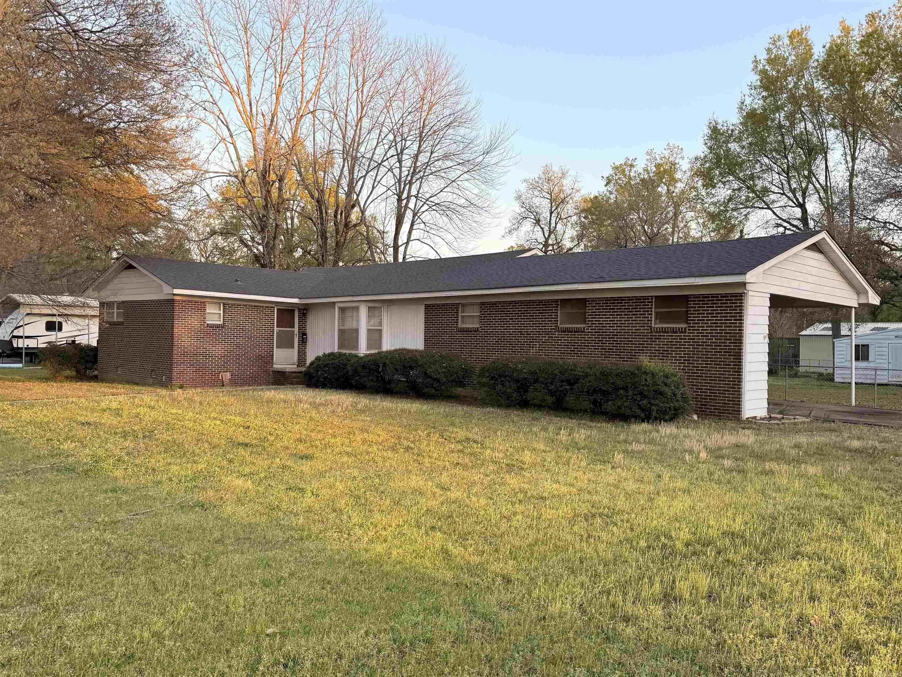 16 Fairview  McGehee, AR