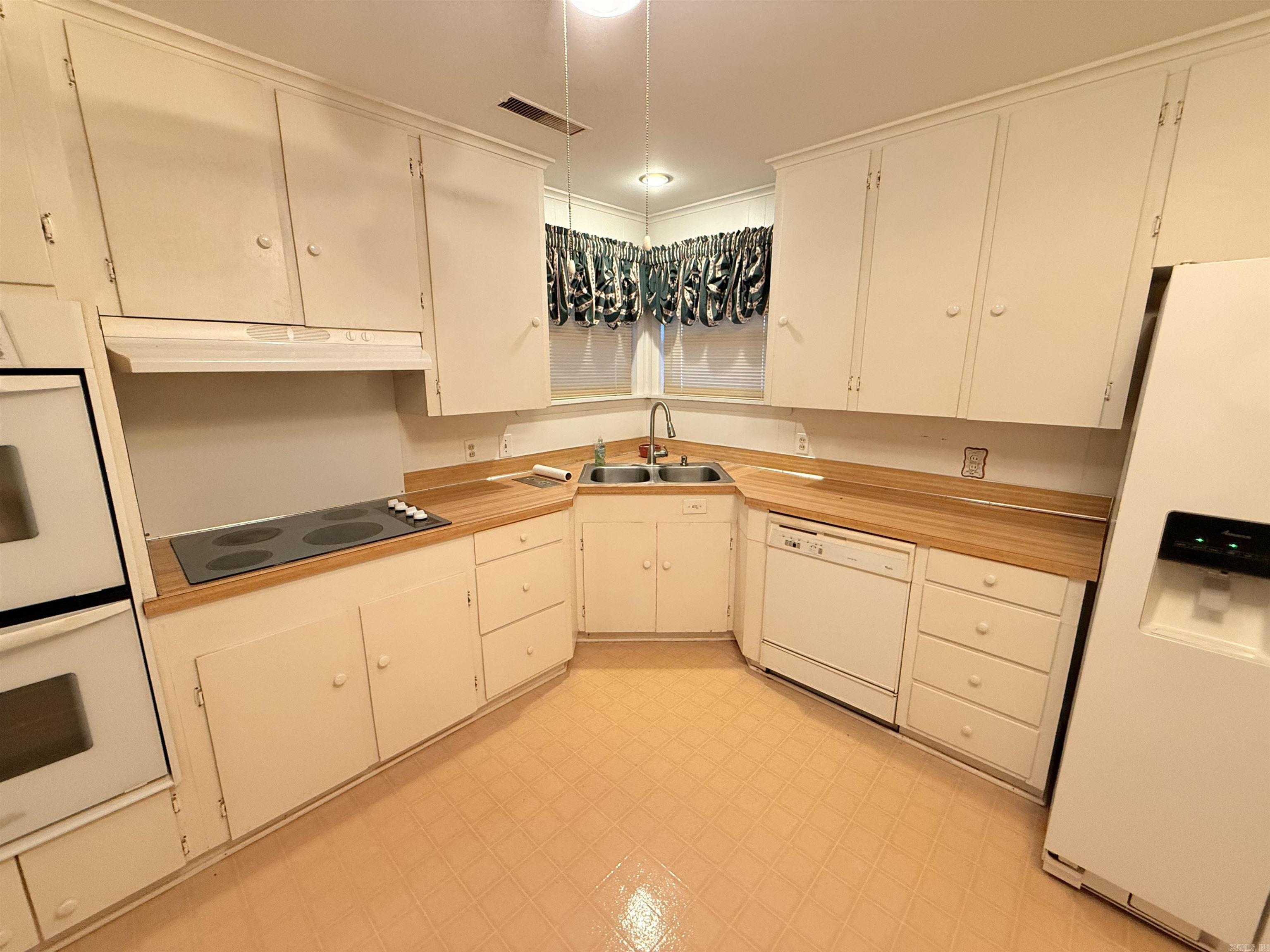 16 Fairview  McGehee, AR