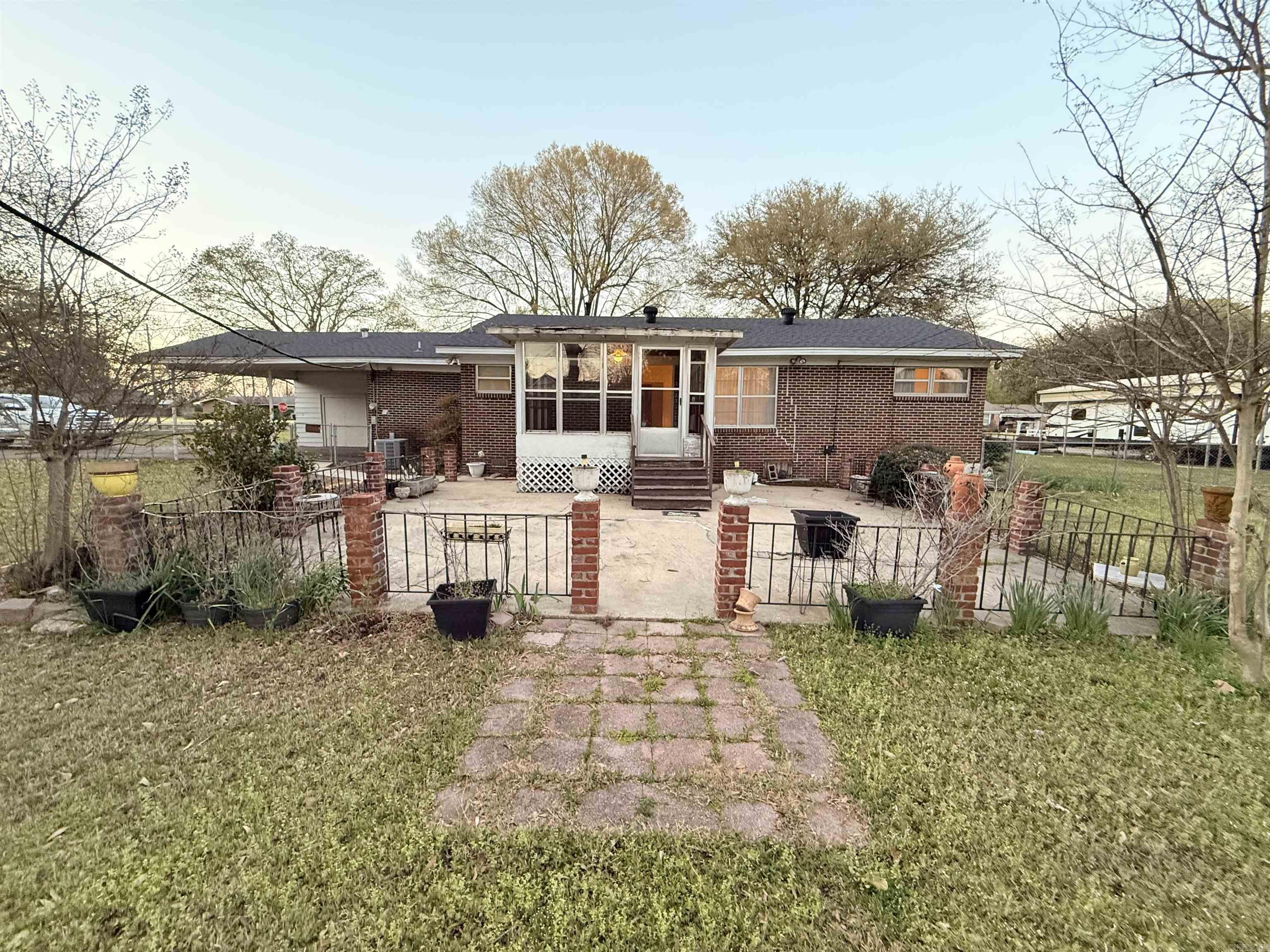 16 Fairview  McGehee, AR