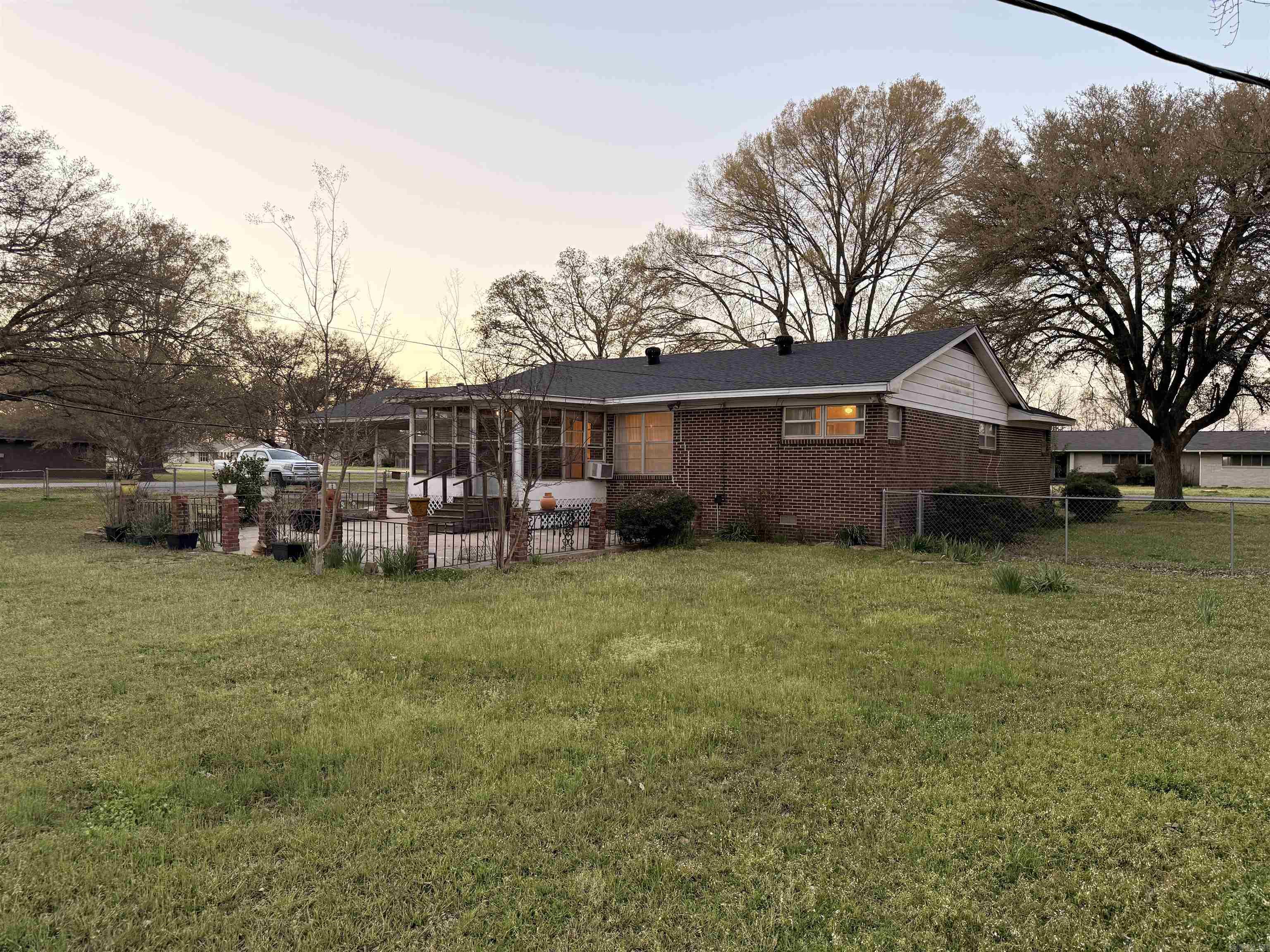 16 Fairview  McGehee, AR