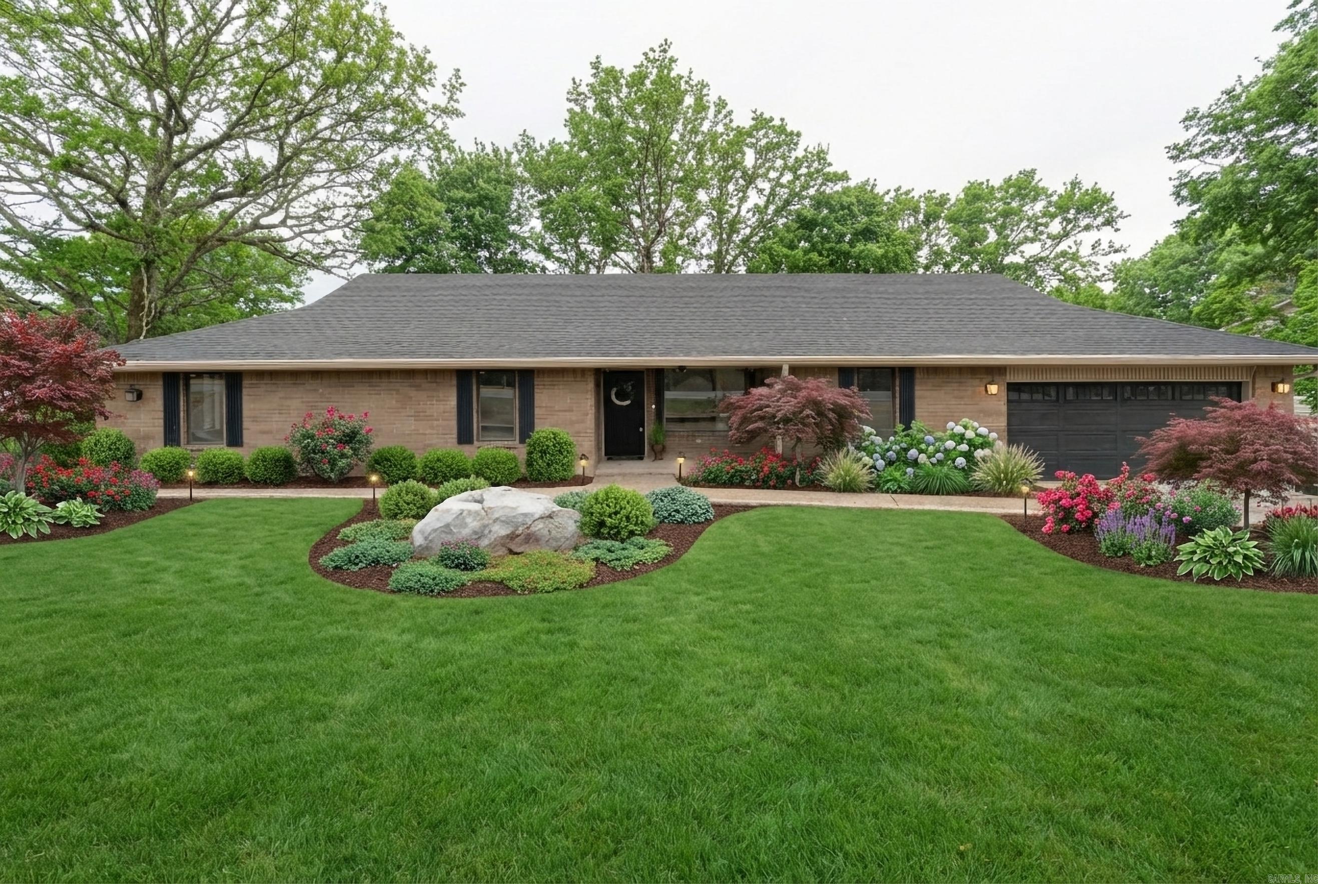 13721 Saint Charles  Little Rock, AR