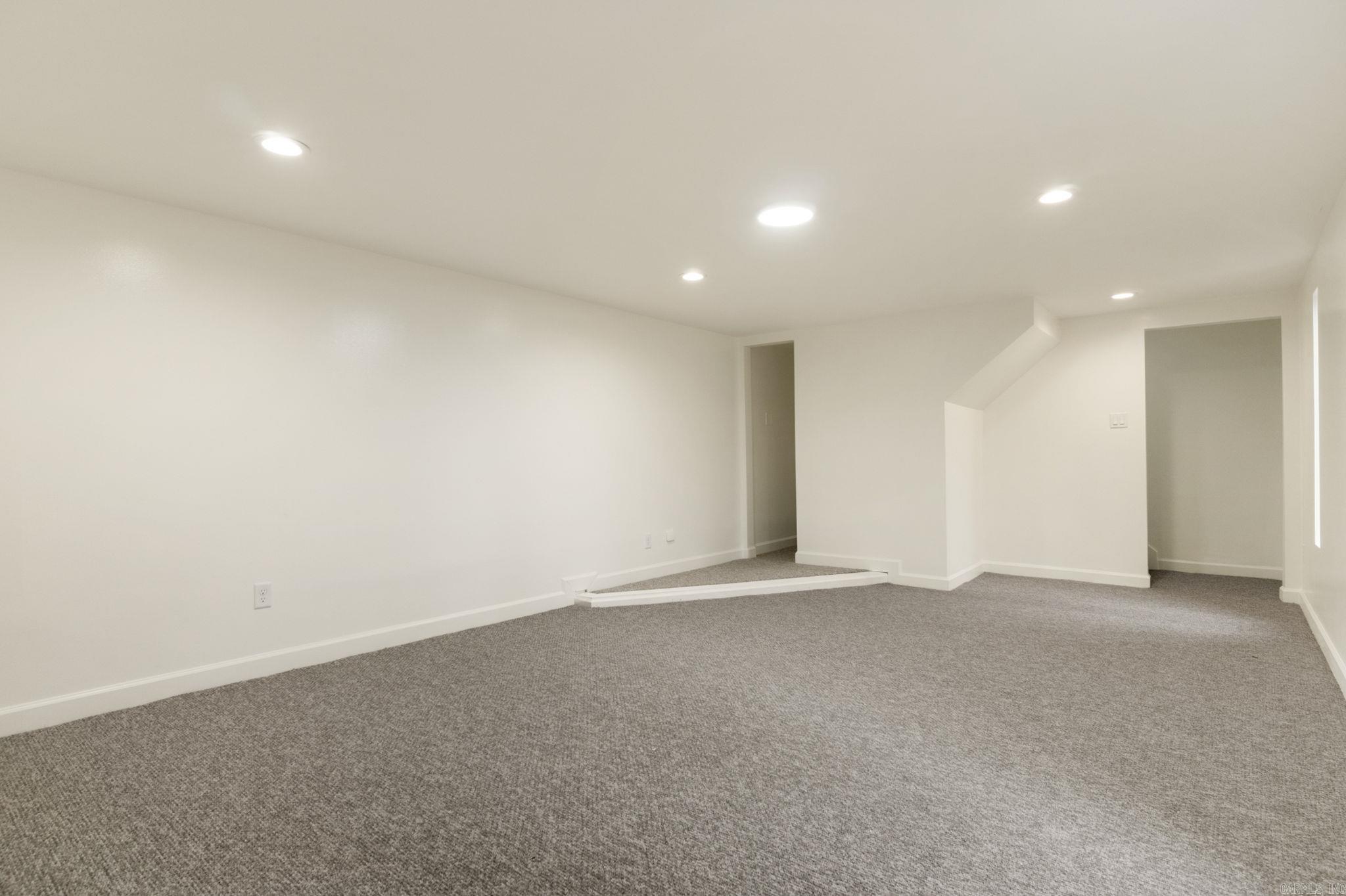 13721 Saint Charles  Little Rock, AR