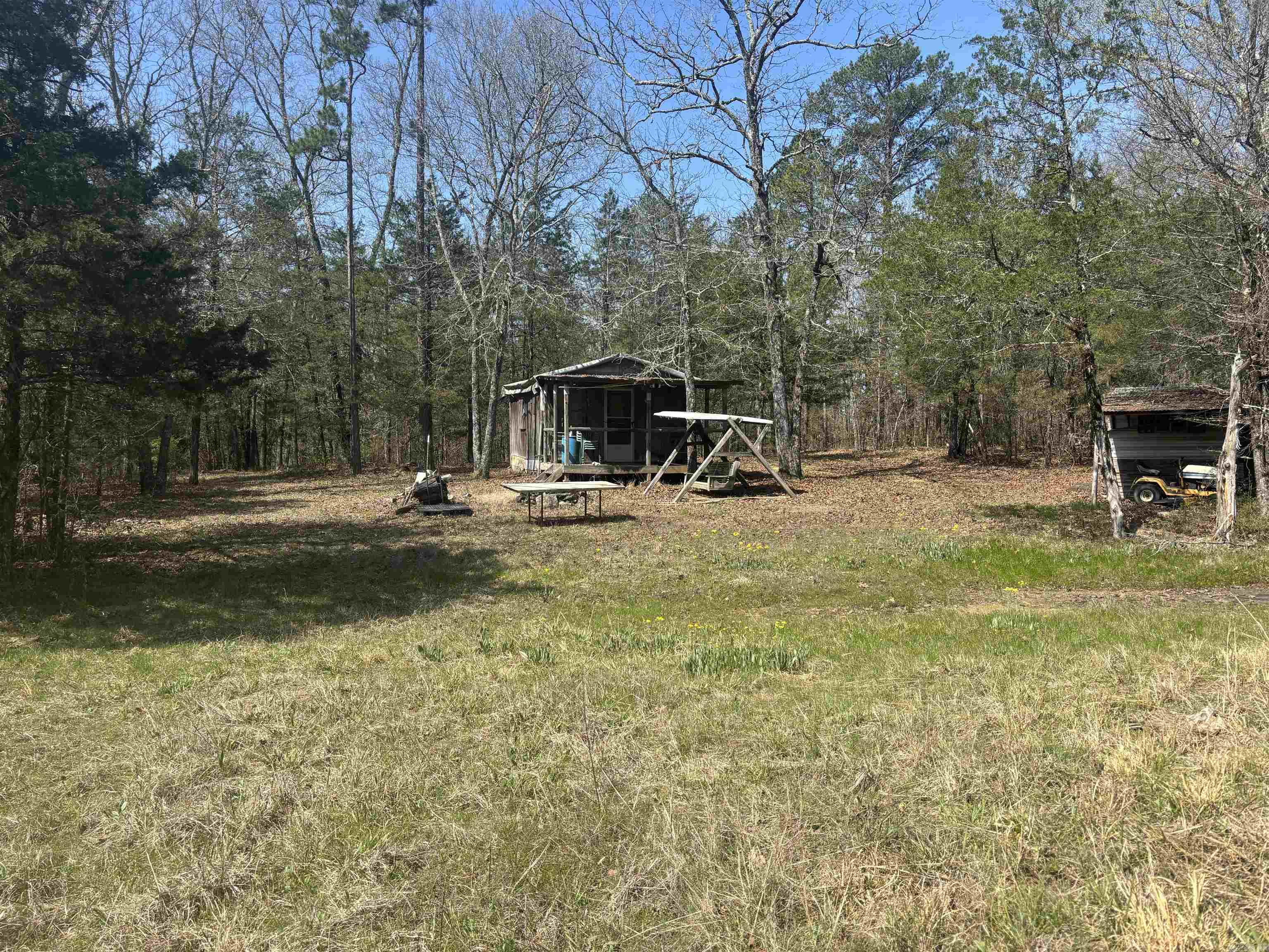 000 SW Bowling Road  Clinton, AR