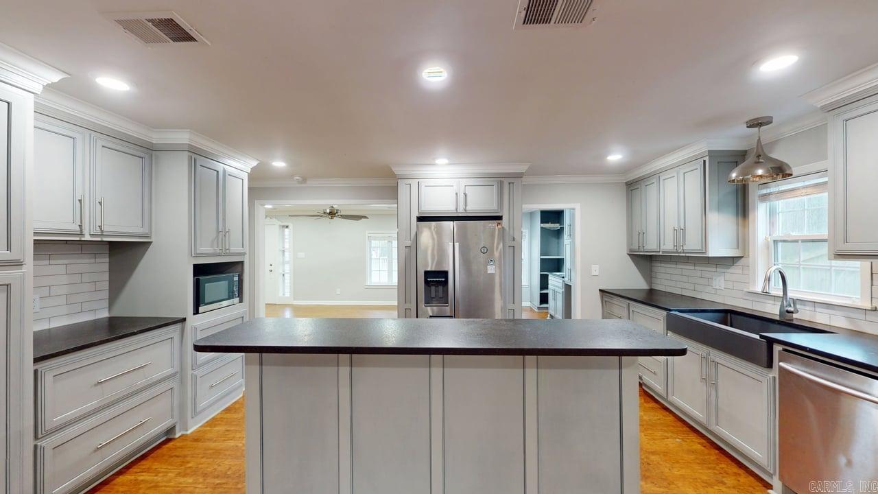 1923 Clifton  Conway, AR