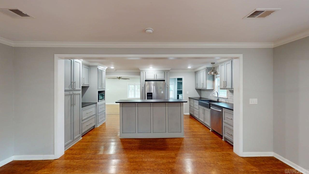 1923 Clifton  Conway, AR