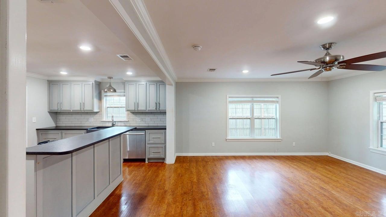 1923 Clifton  Conway, AR