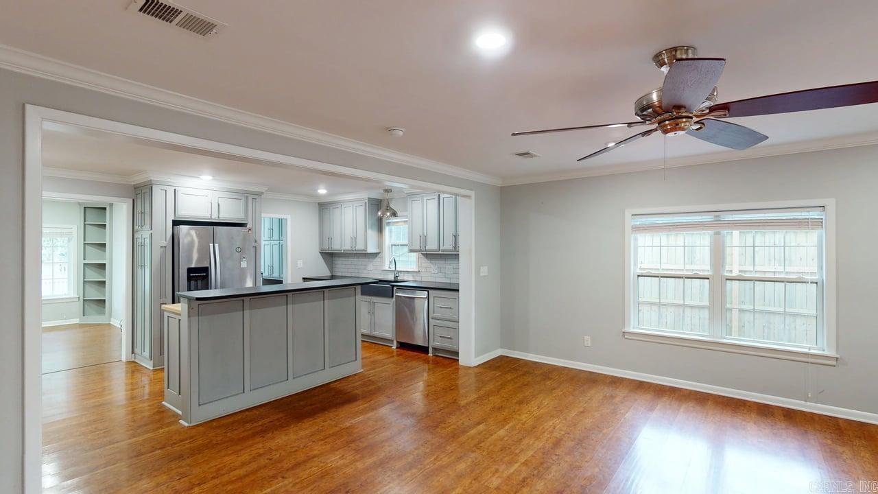 1923 Clifton  Conway, AR