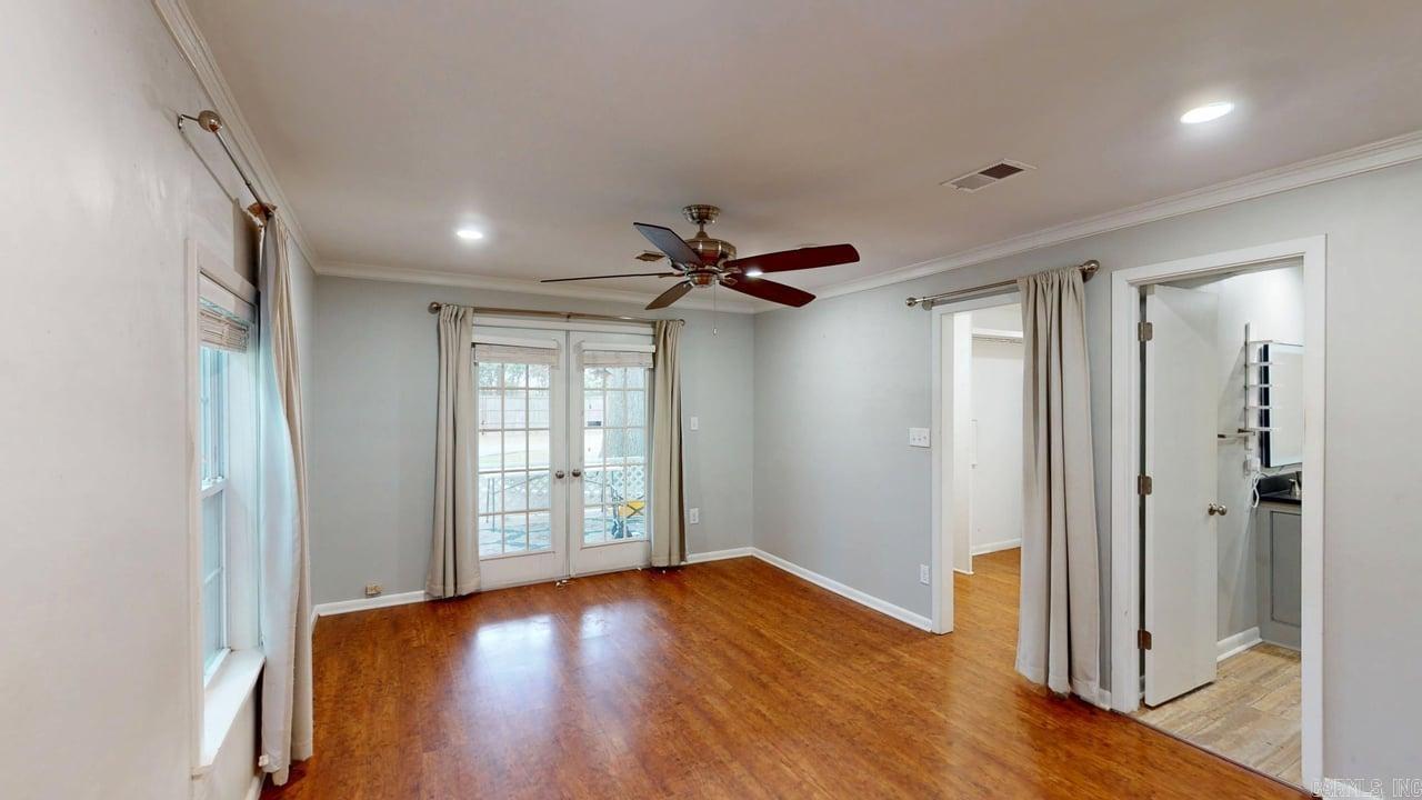 1923 Clifton  Conway, AR