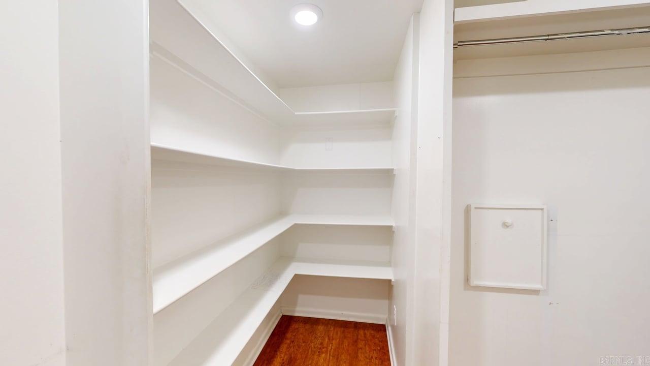 1923 Clifton  Conway, AR