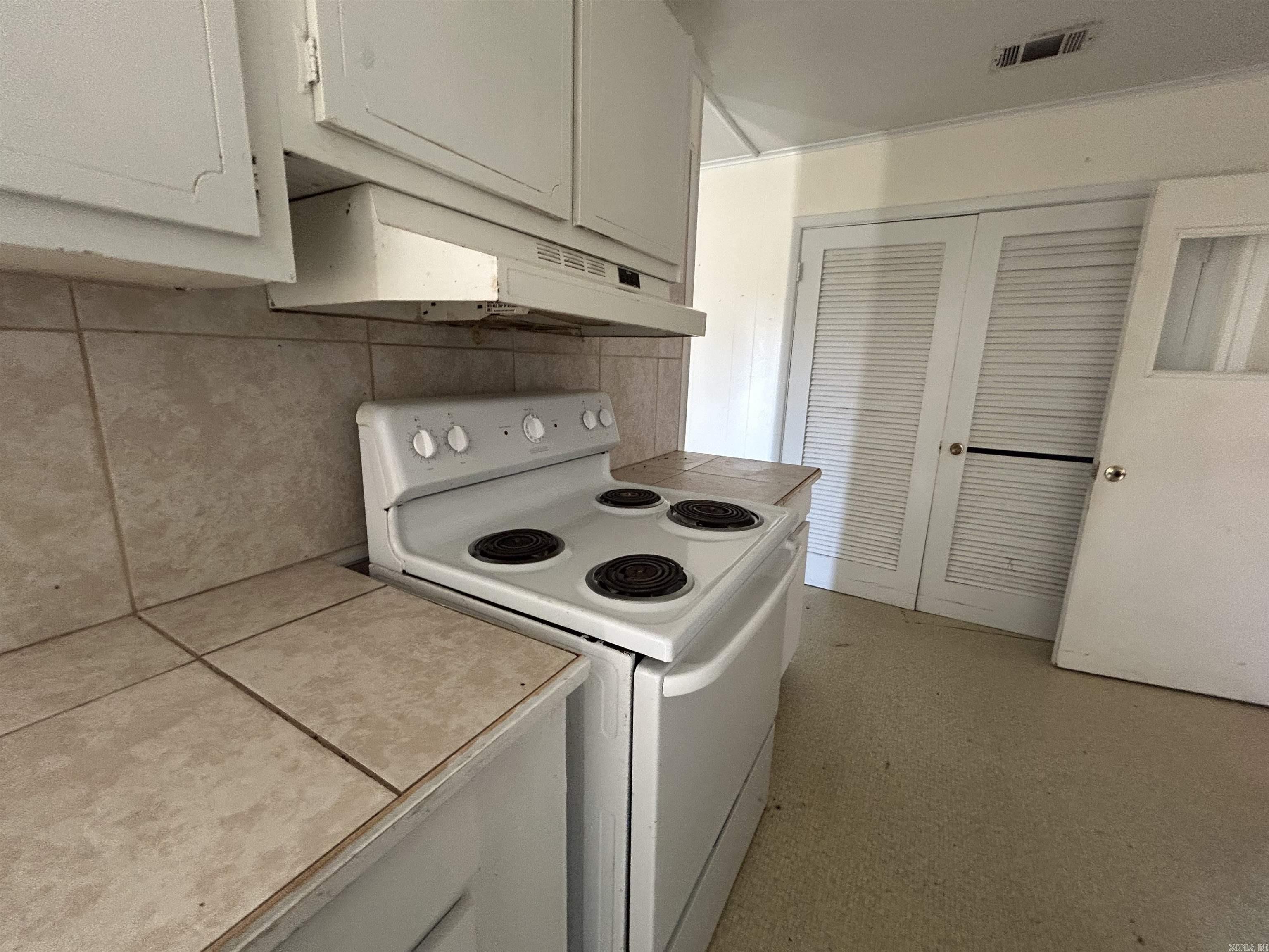 1905 S Spring St  Stuttgart, AR