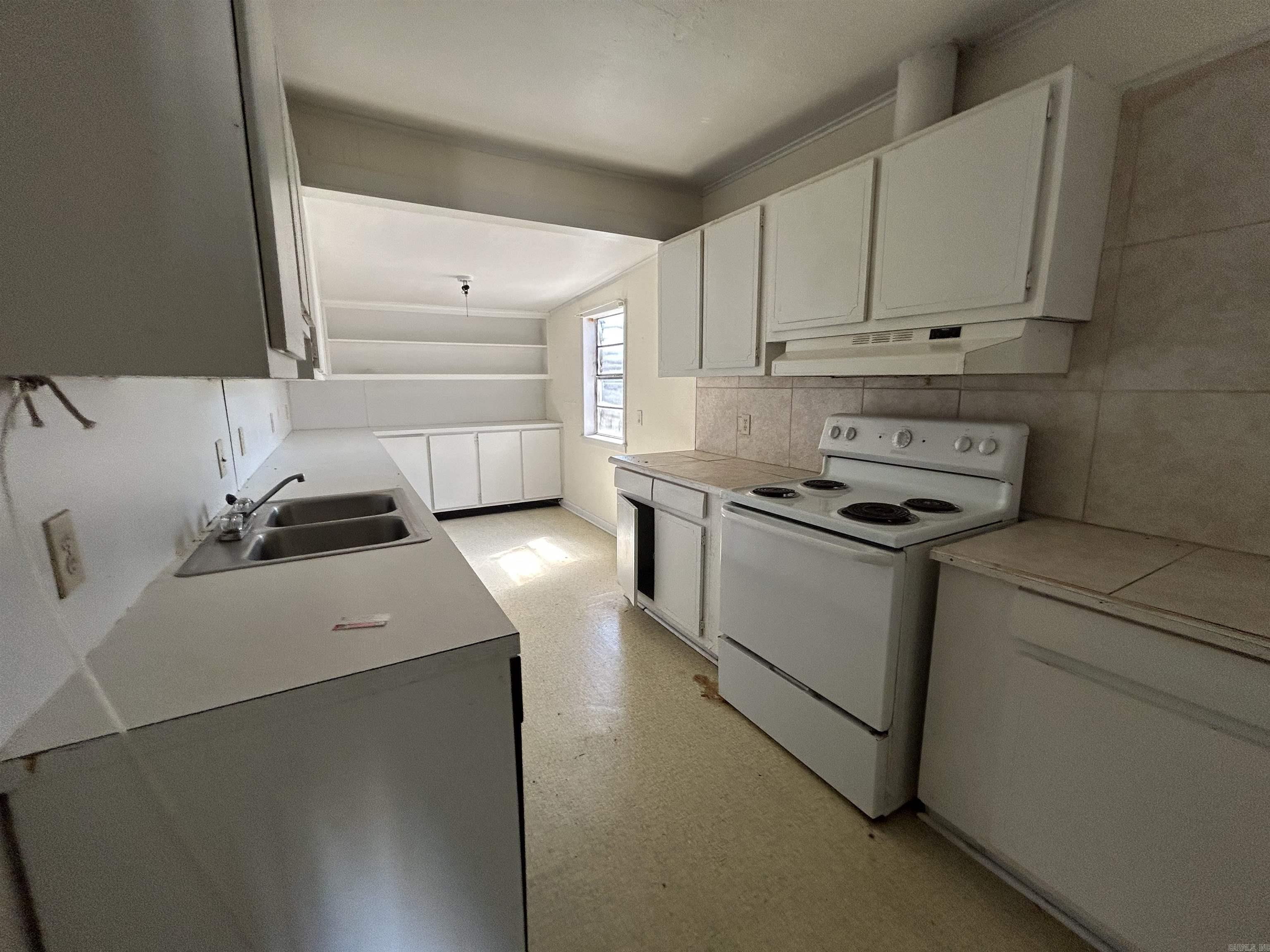 1905 S Spring St  Stuttgart, AR