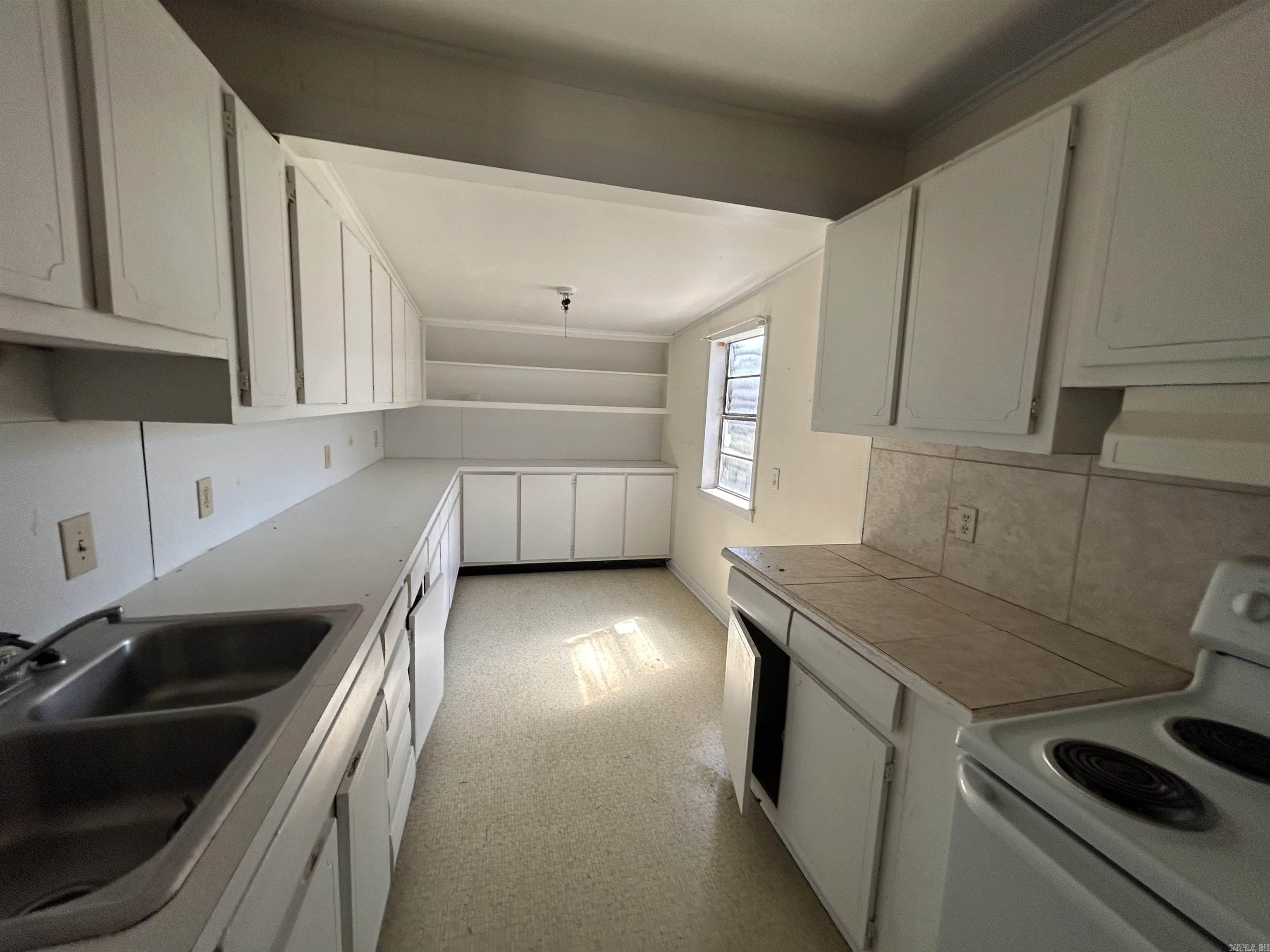 1905 S Spring St  Stuttgart, AR