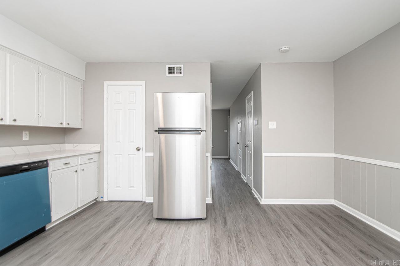 1820 Sanford Dr  Little Rock, AR