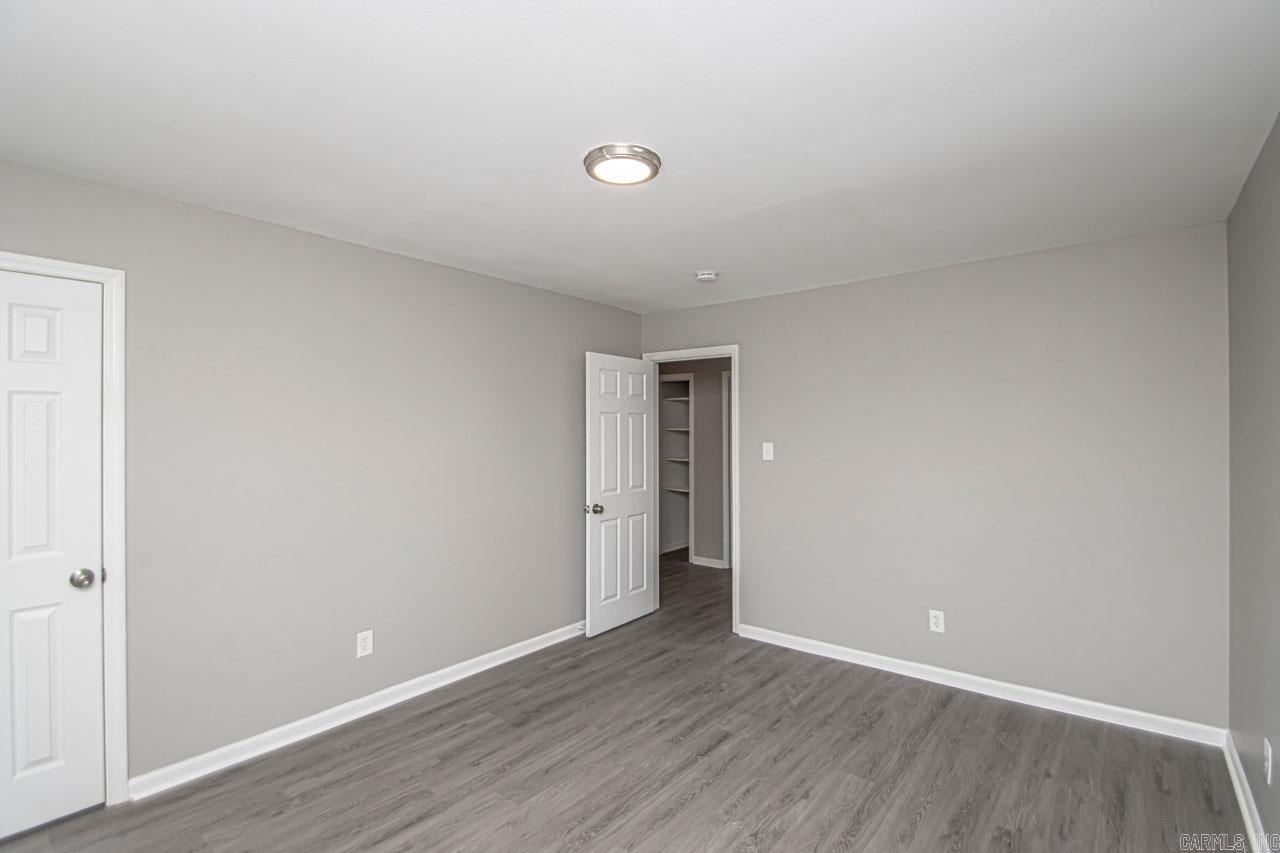 1820 Sanford Dr  Little Rock, AR