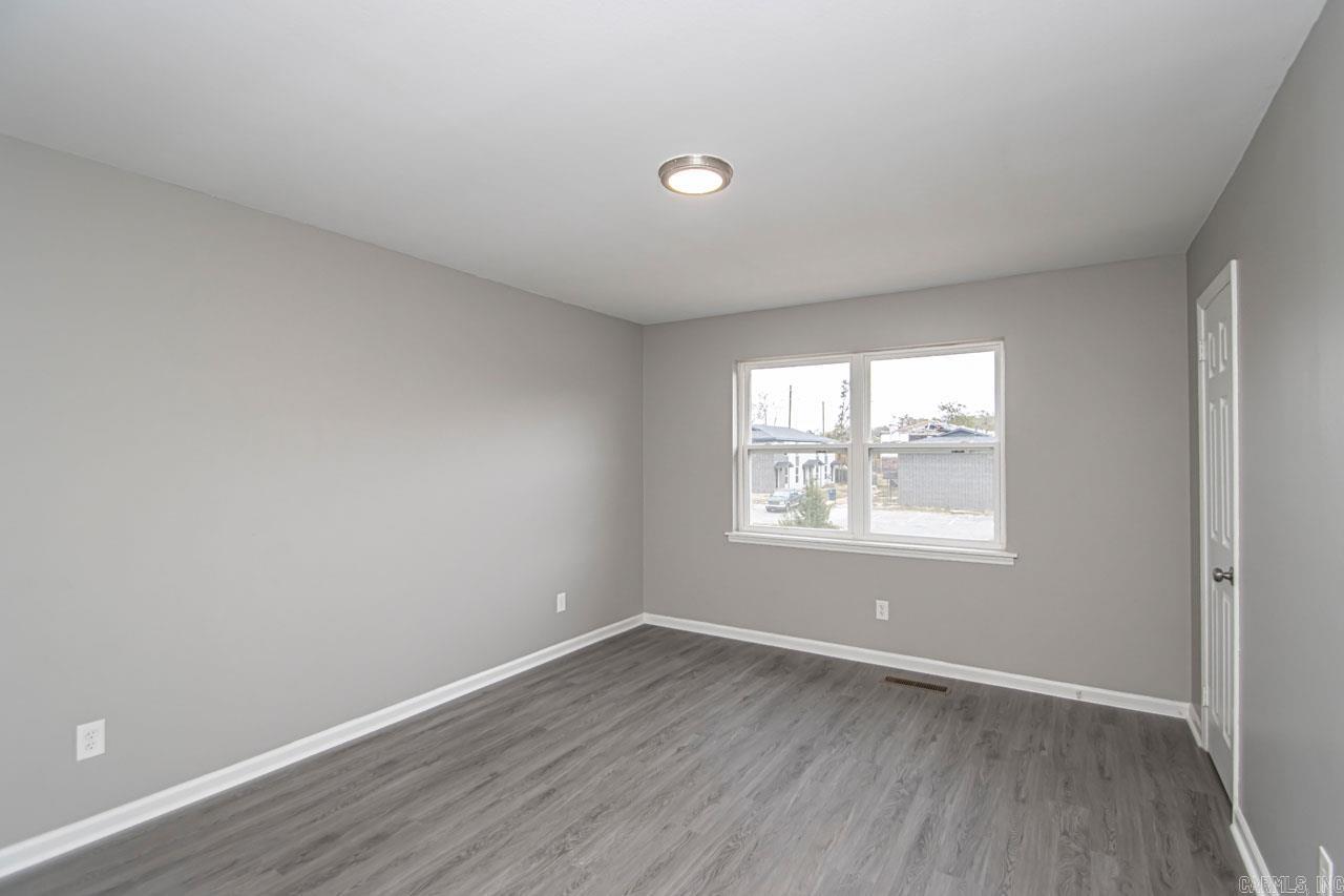 1820 Sanford Dr  Little Rock, AR