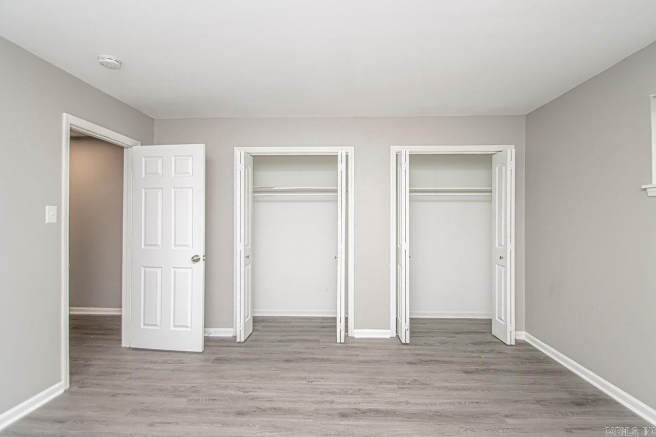 1820 Sanford Dr  Little Rock, AR