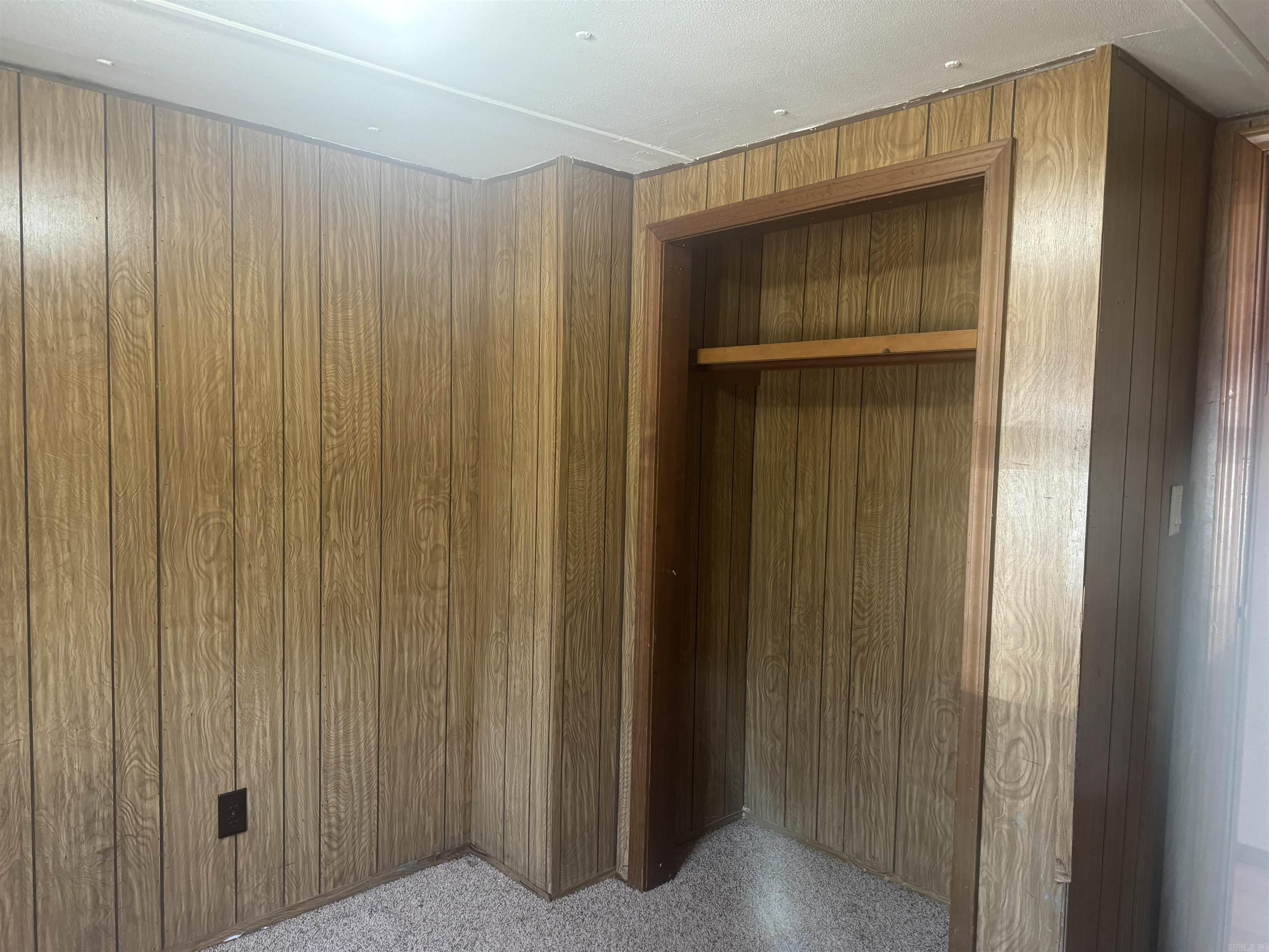 203 CR 94  Elizabeth, AR