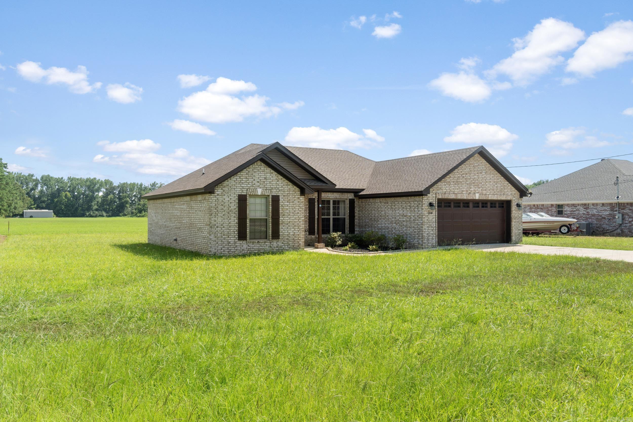 284 Walker RD  Higginson, AR