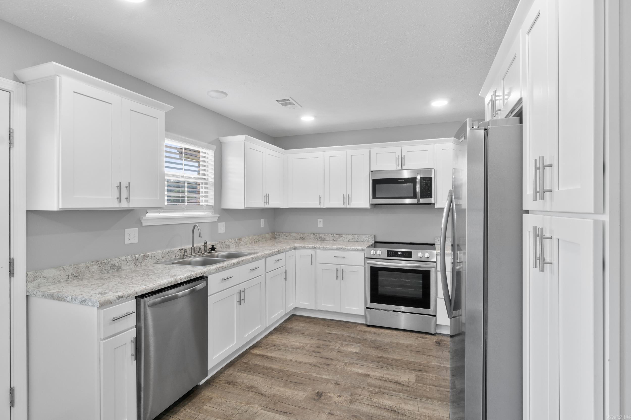 284 Walker RD  Higginson, AR