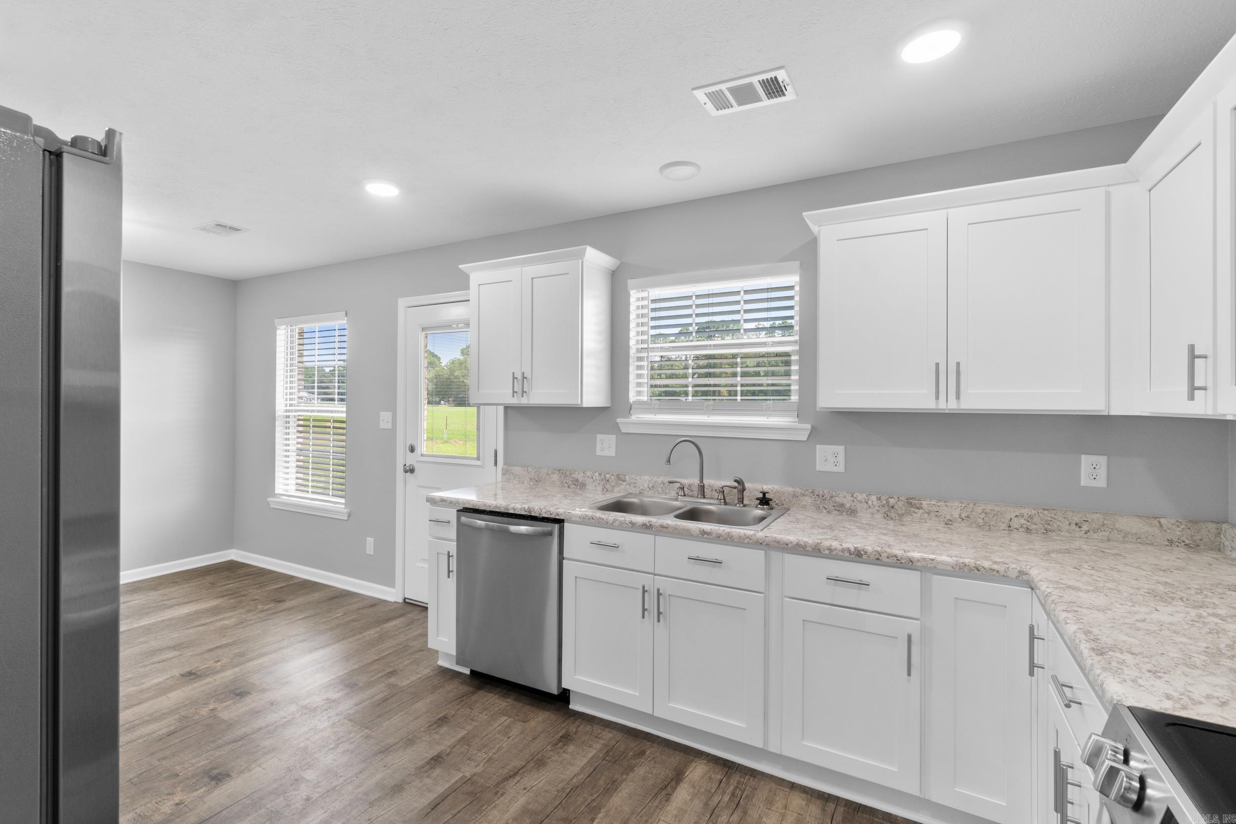 284 Walker RD  Higginson, AR