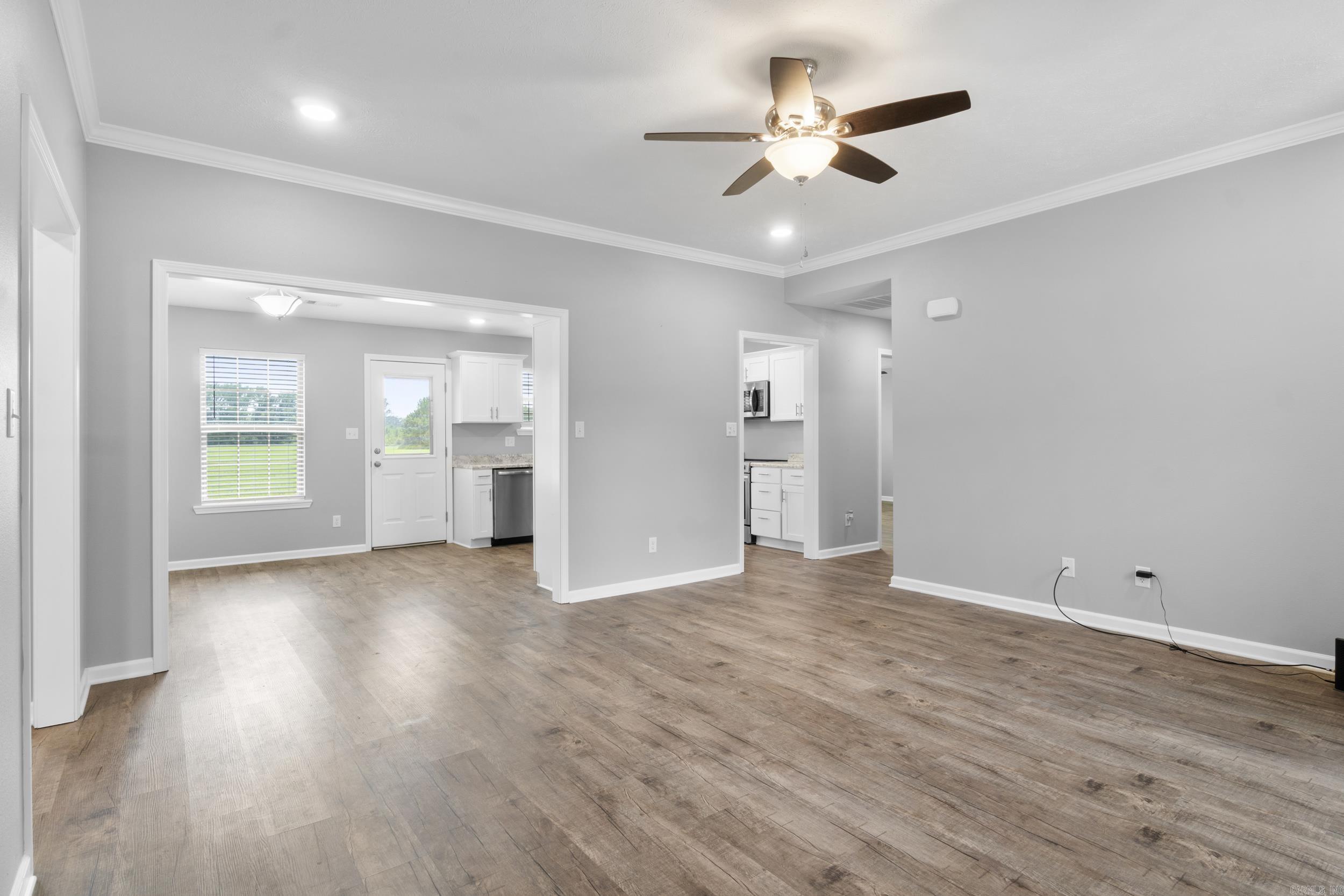 284 Walker RD  Higginson, AR