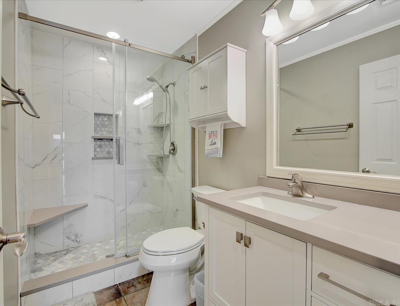 250 Grand Isle Dr  Hot Springs, AR