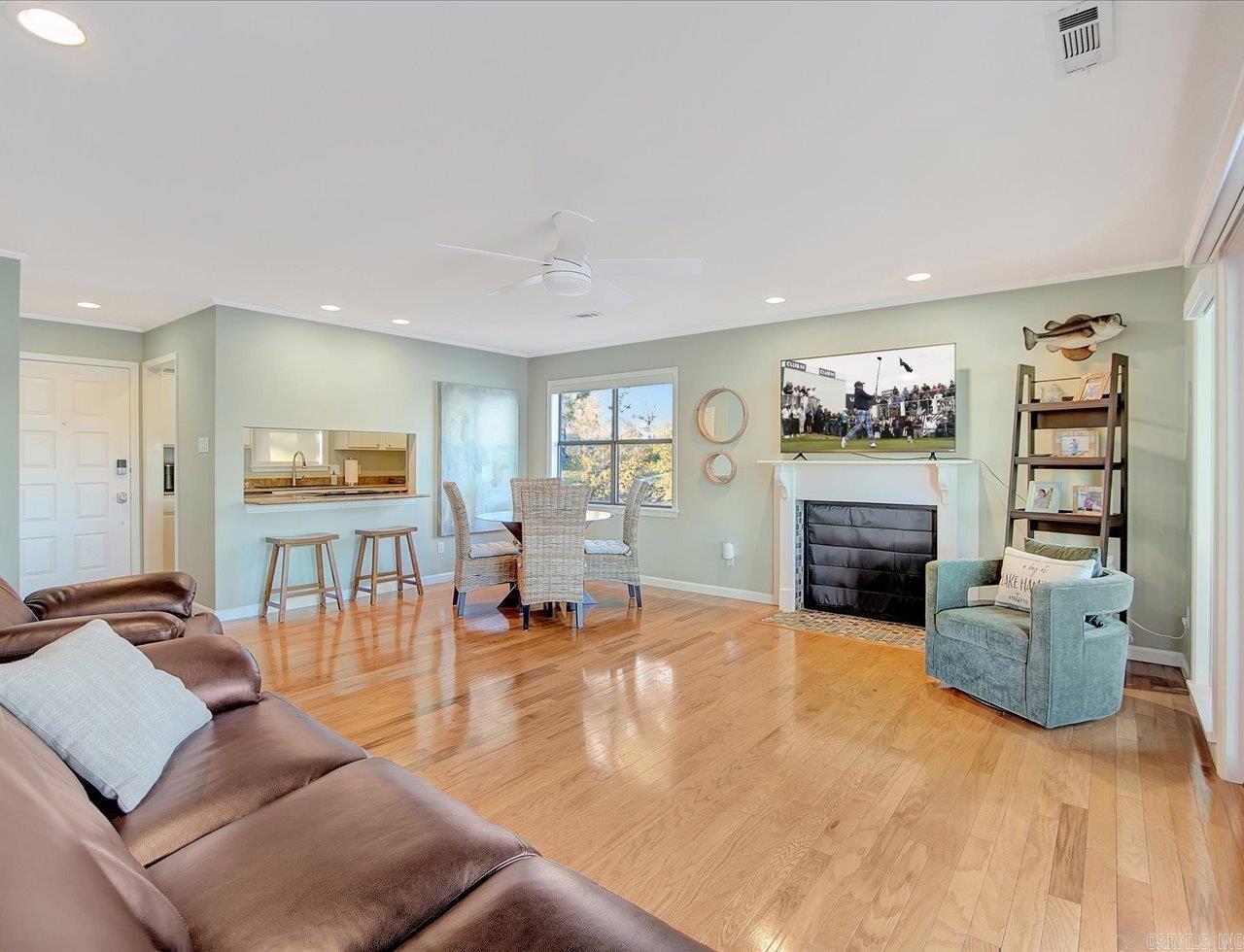 250 Grand Isle Dr  Hot Springs, AR