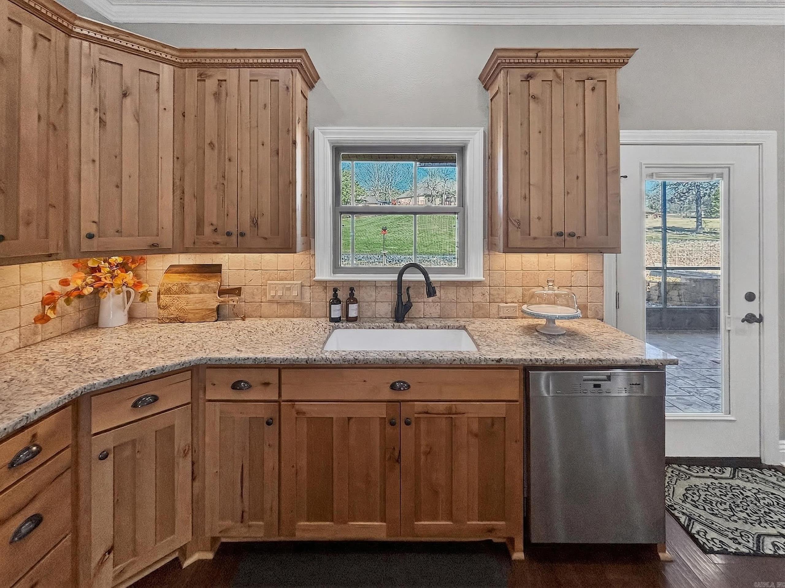 3 Linares  Hot Springs Village, AR