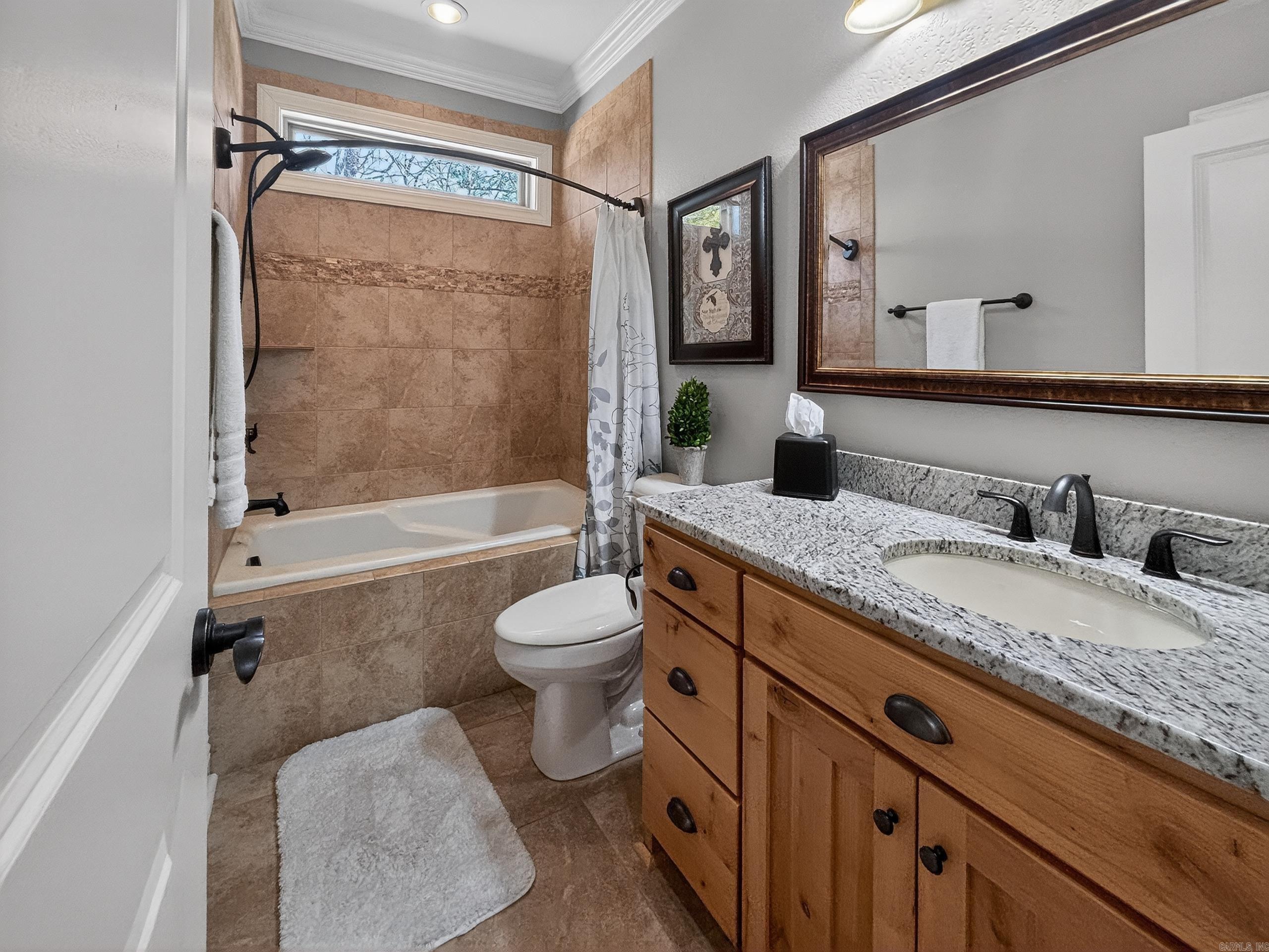 3 Linares  Hot Springs Village, AR