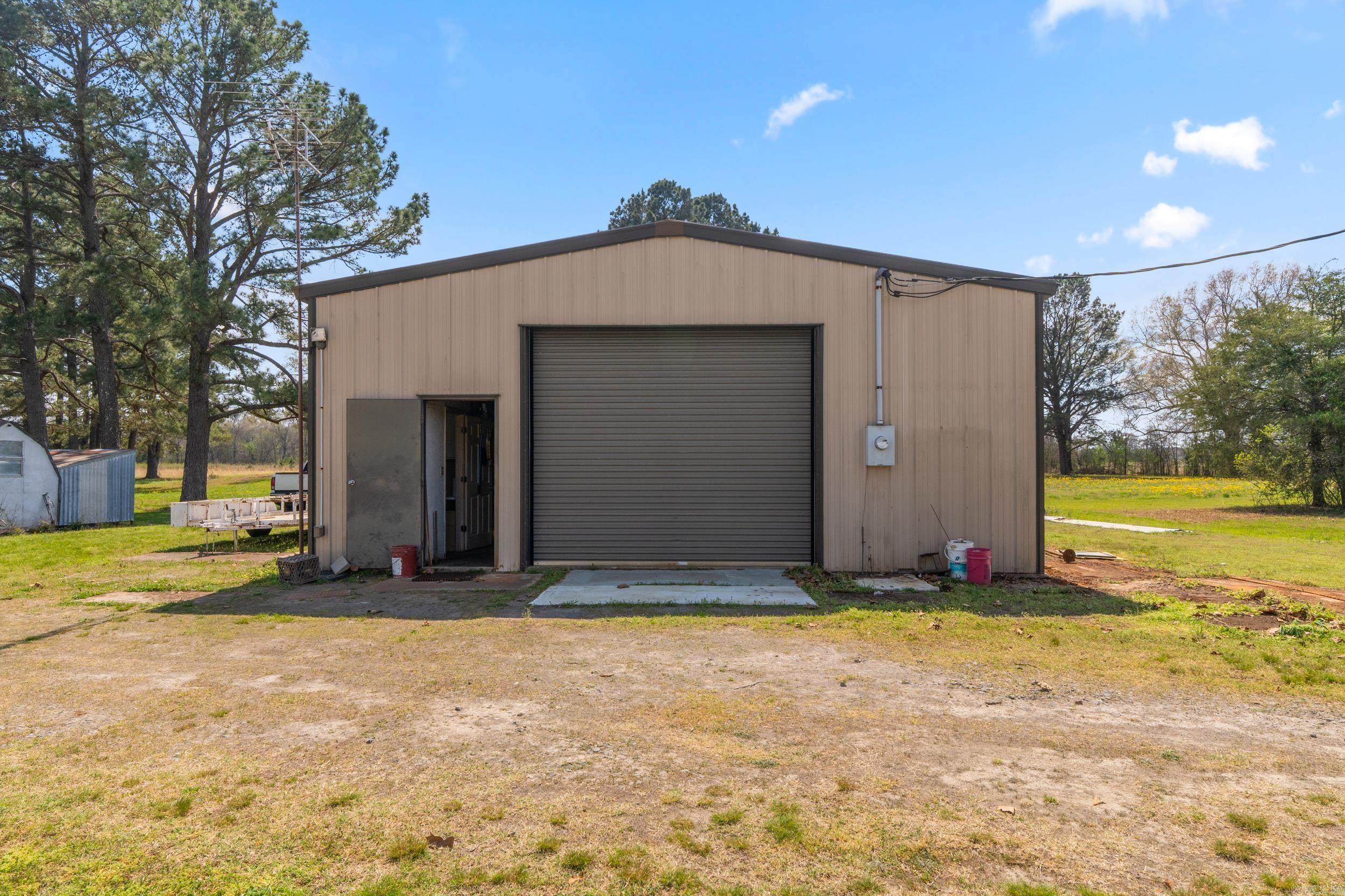 91 E Main St.  Greenbrier, AR