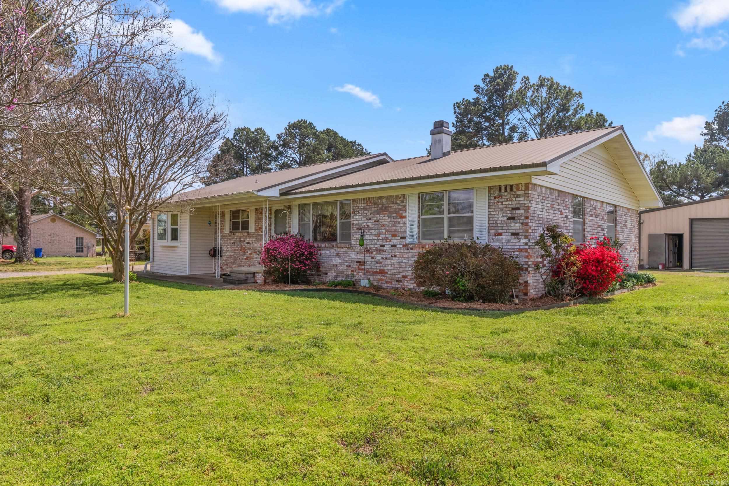 91 E Main St.  Greenbrier, AR