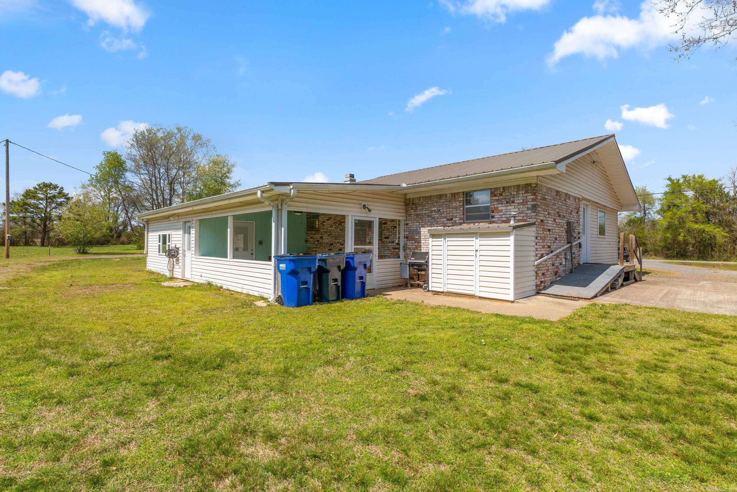 91 E Main St.  Greenbrier, AR