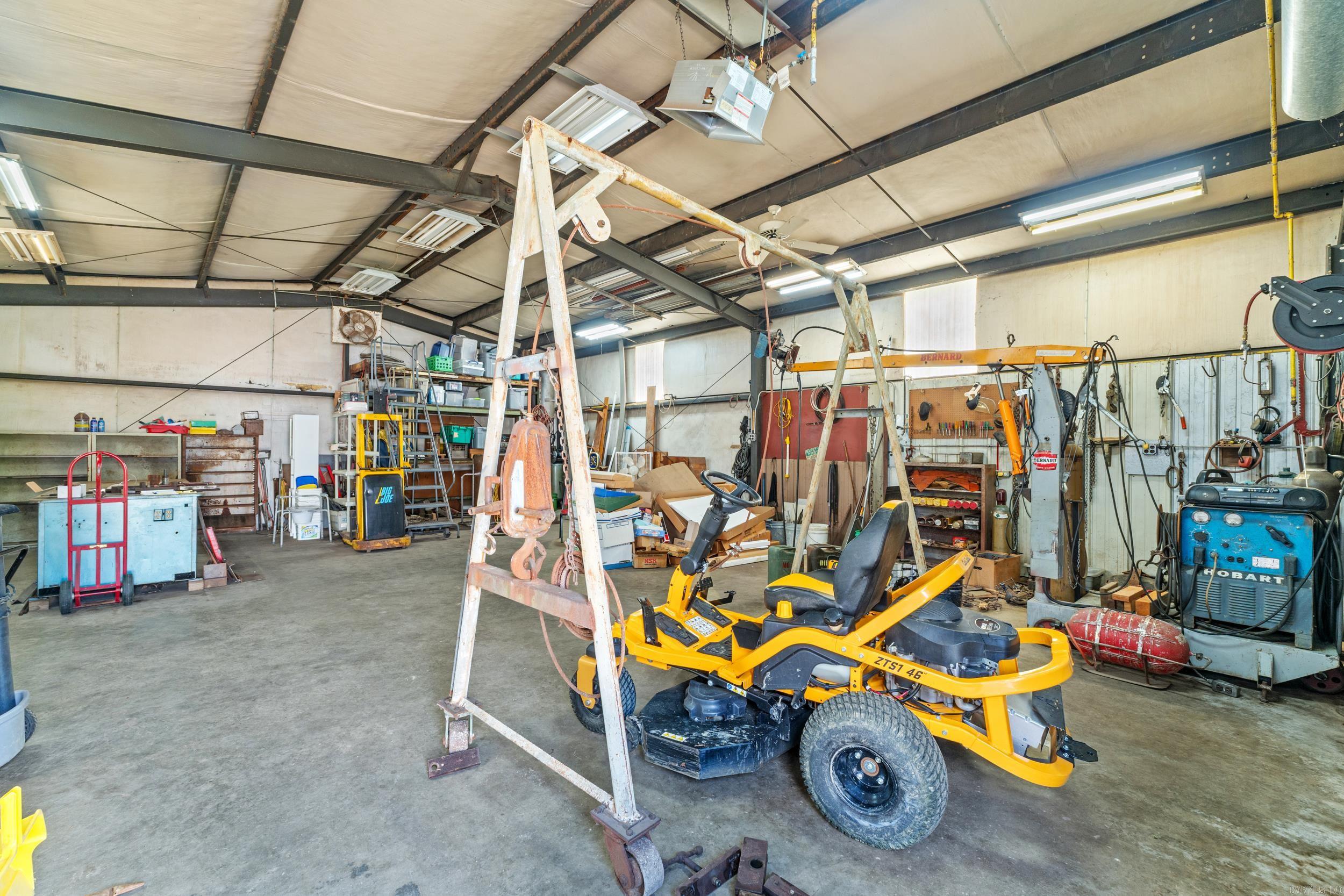 91 E Main St.  Greenbrier, AR