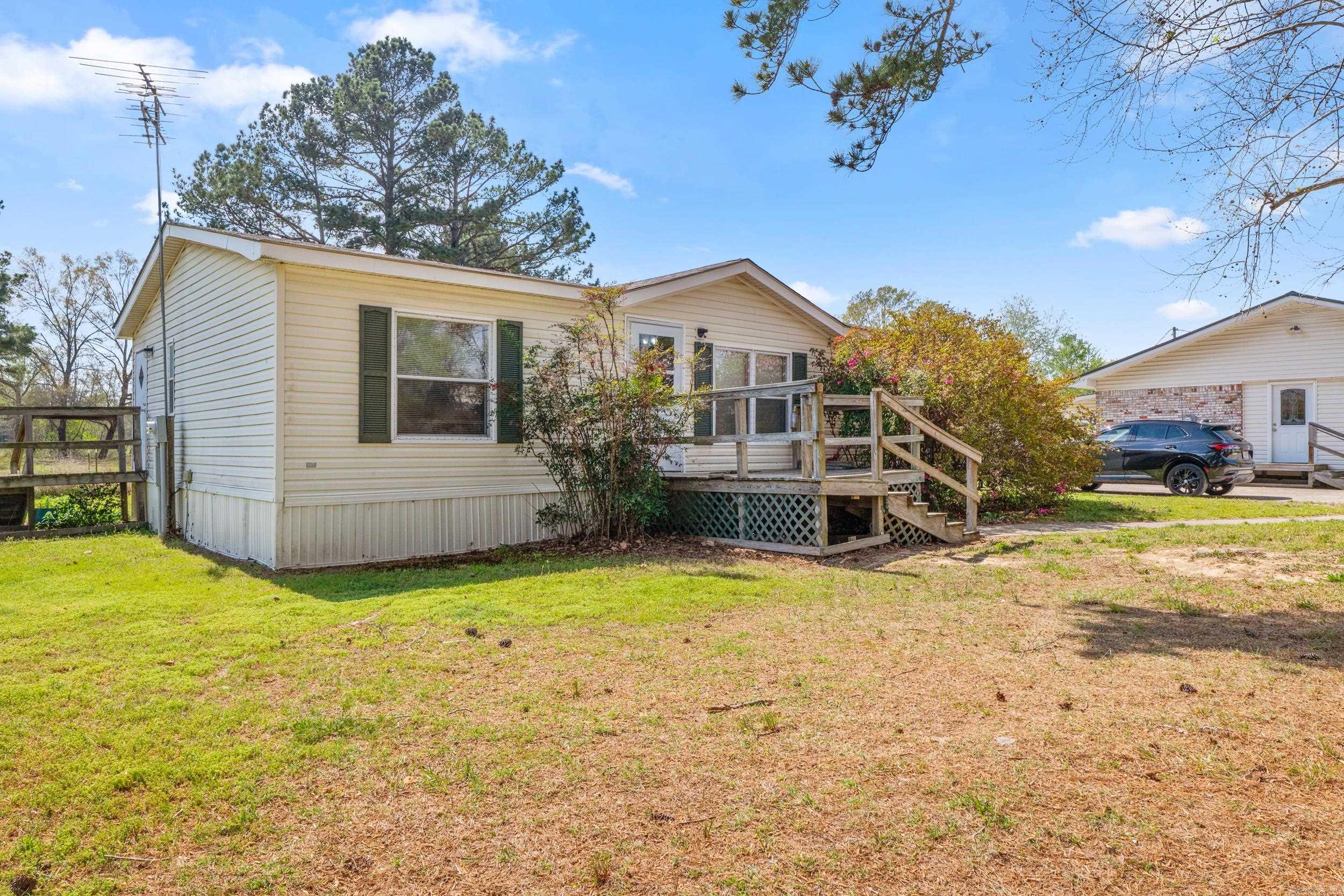 91 E Main St.  Greenbrier, AR