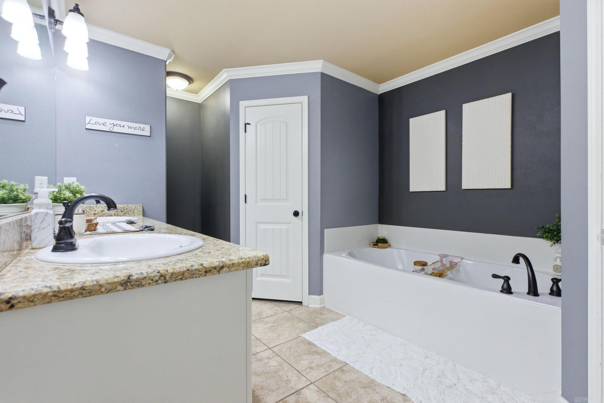 6088 Castle Rock  Benton, AR