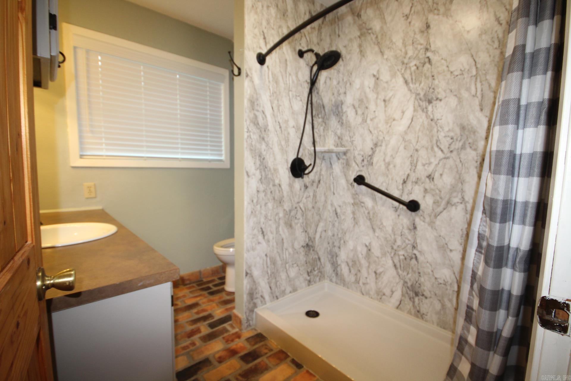 330 N Park  Lockesburg, AR