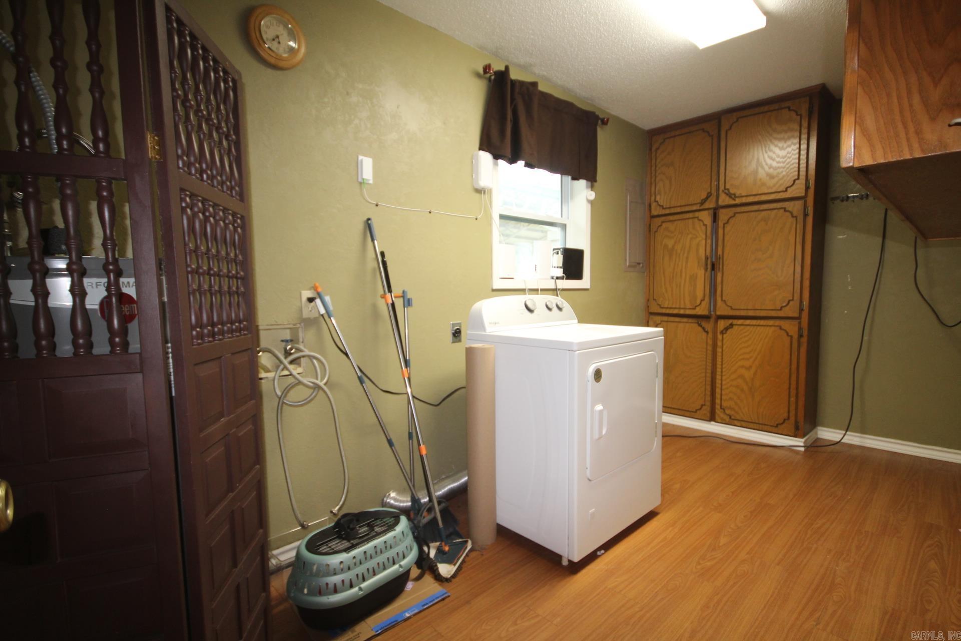 330 N Park  Lockesburg, AR