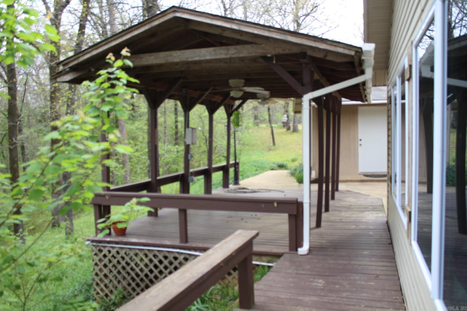 330 N Park  Lockesburg, AR