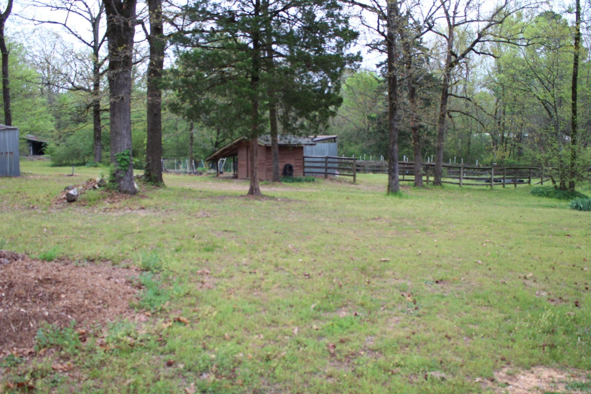 330 N Park  Lockesburg, AR