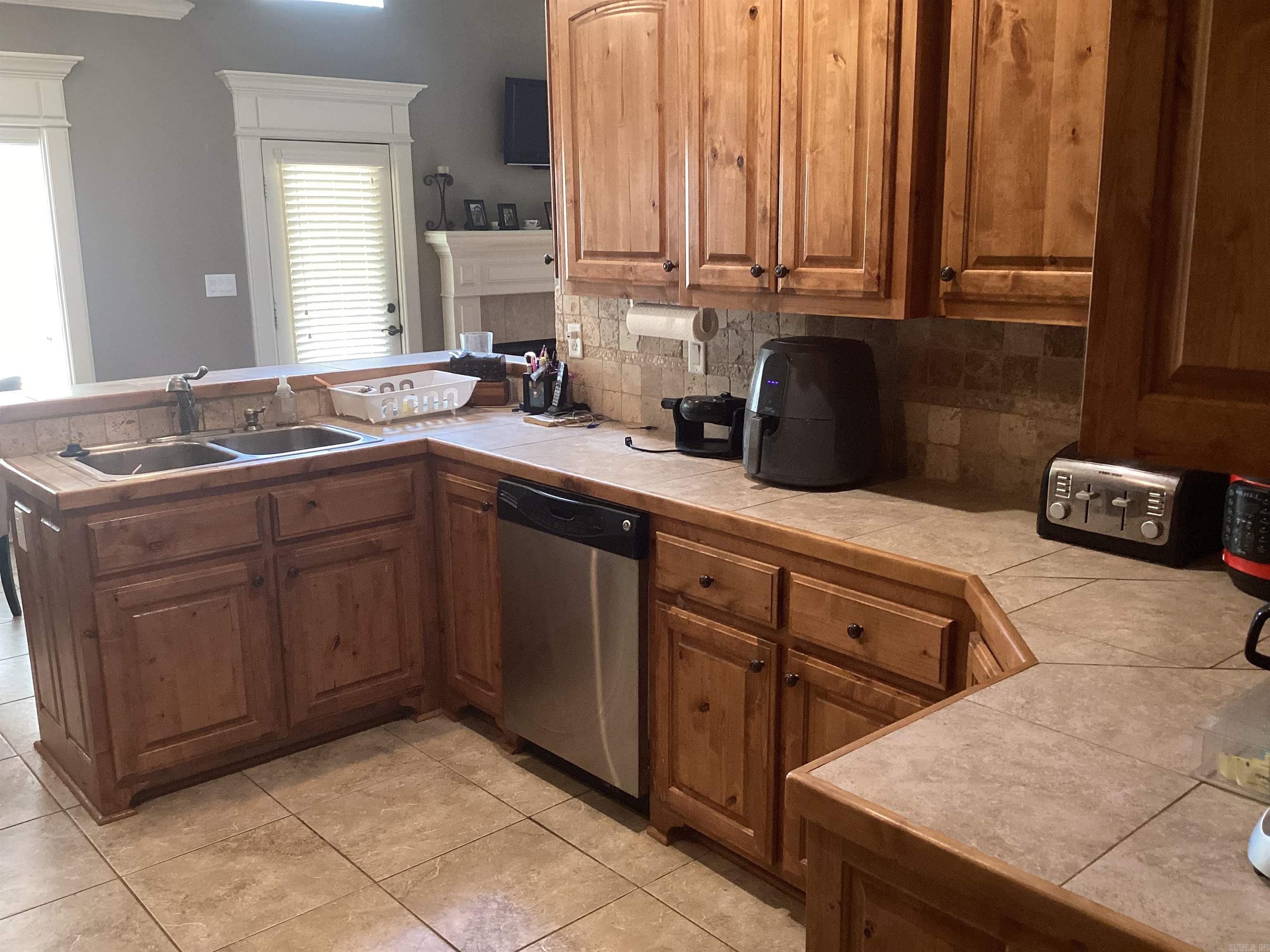 6013 Peacefield  Benton, AR