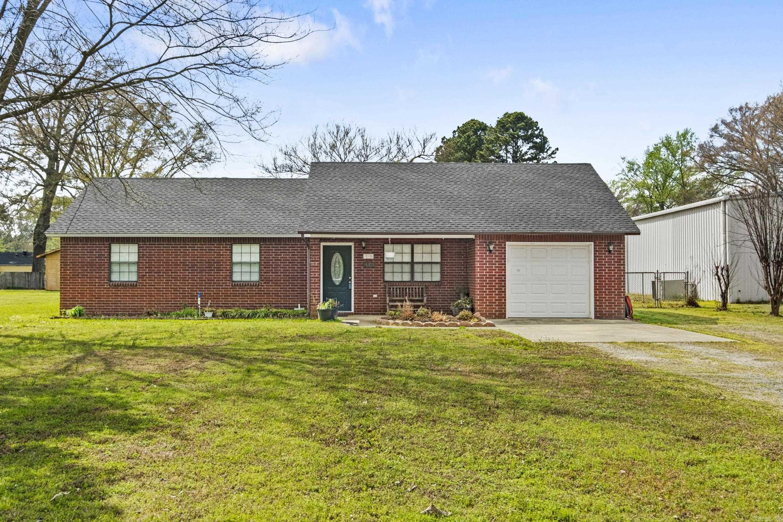 116 Riley  Higginson, AR