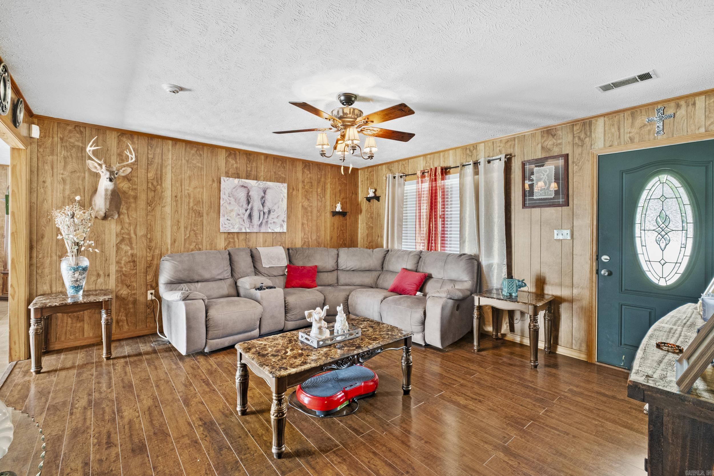 116 Riley  Higginson, AR