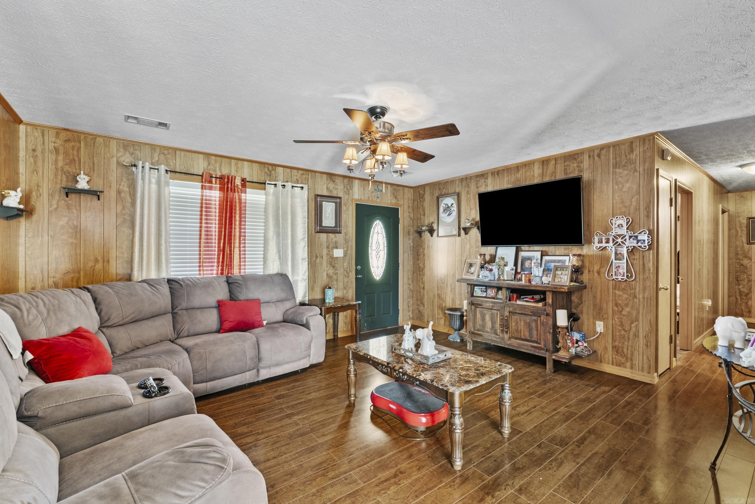 116 Riley  Higginson, AR