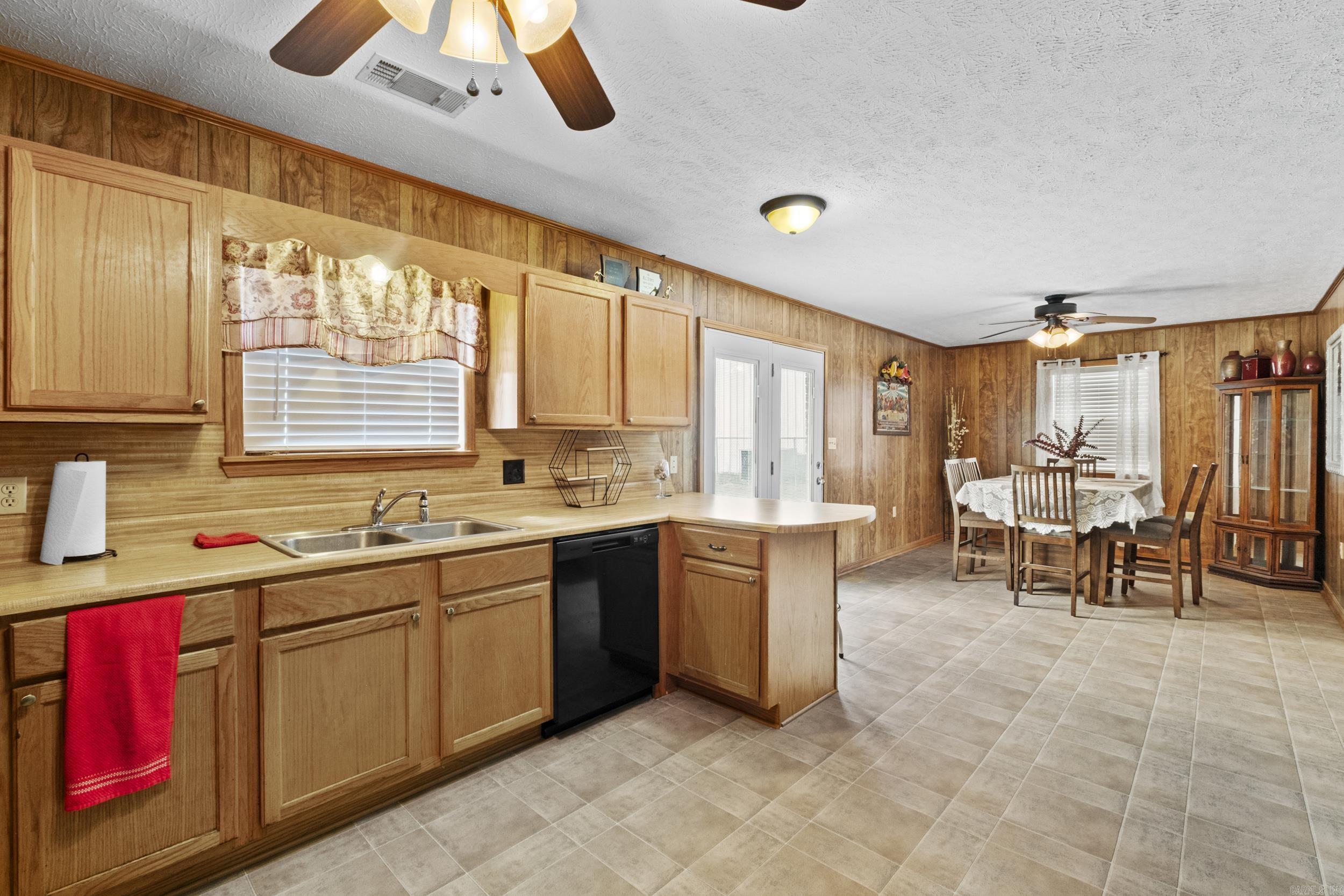 116 Riley  Higginson, AR