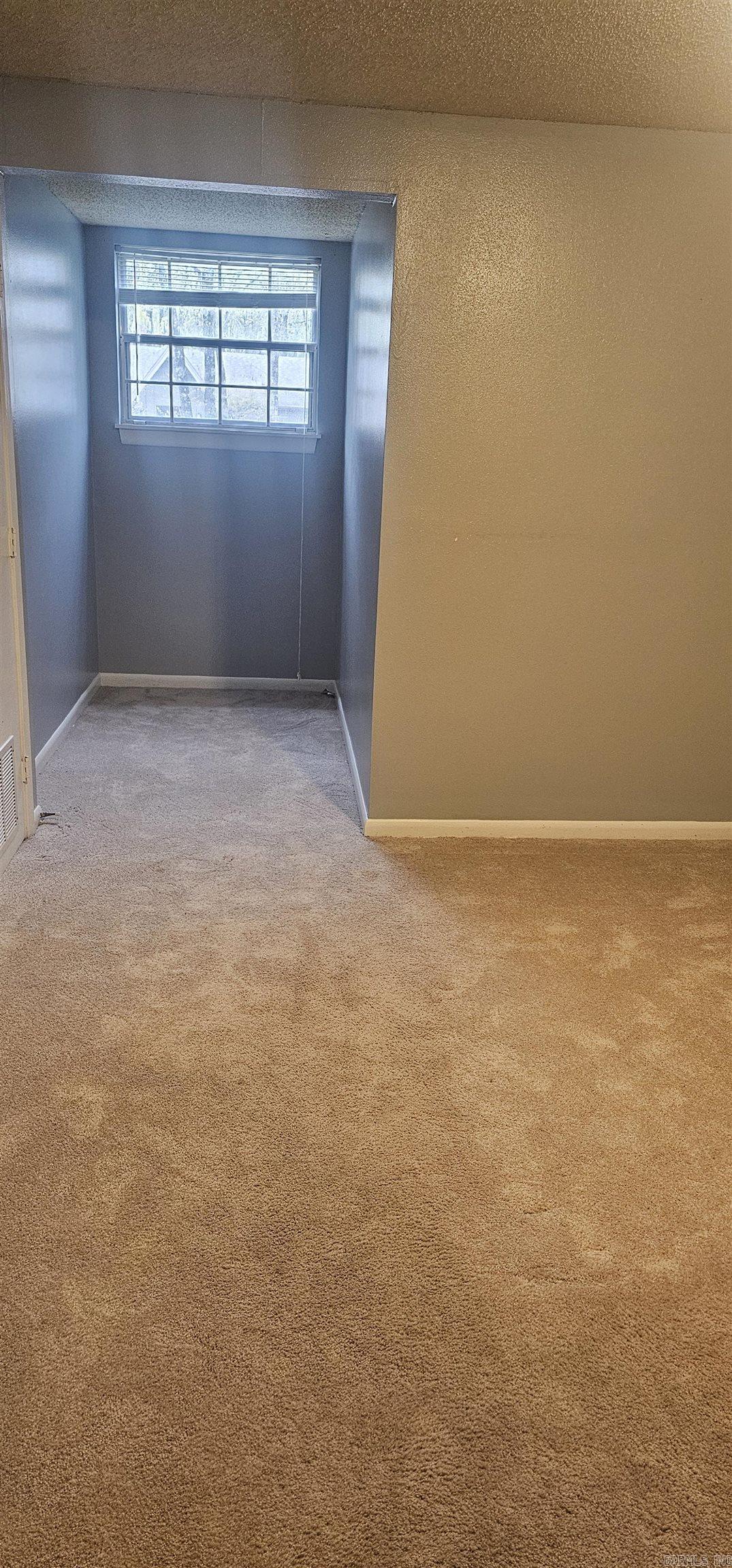 2221 Wentwood Unit 15  Little Rock, AR