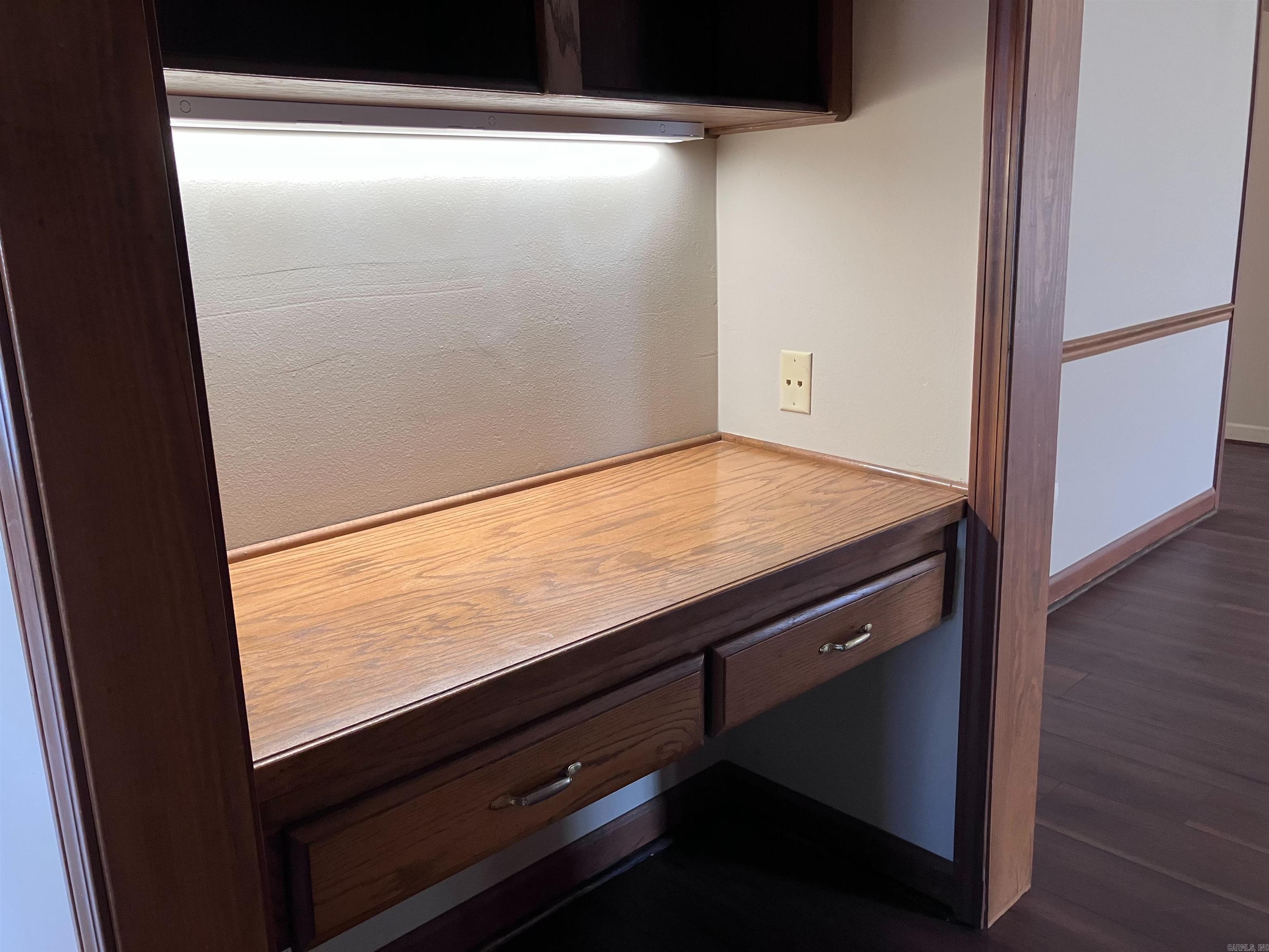 9 River Oaks Boulevard Searcy, AR 72143