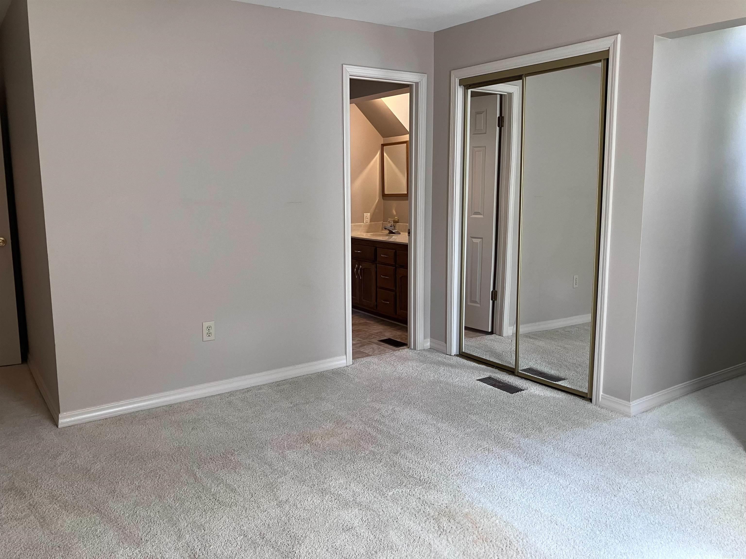 9 River Oaks Boulevard Searcy, AR 72143