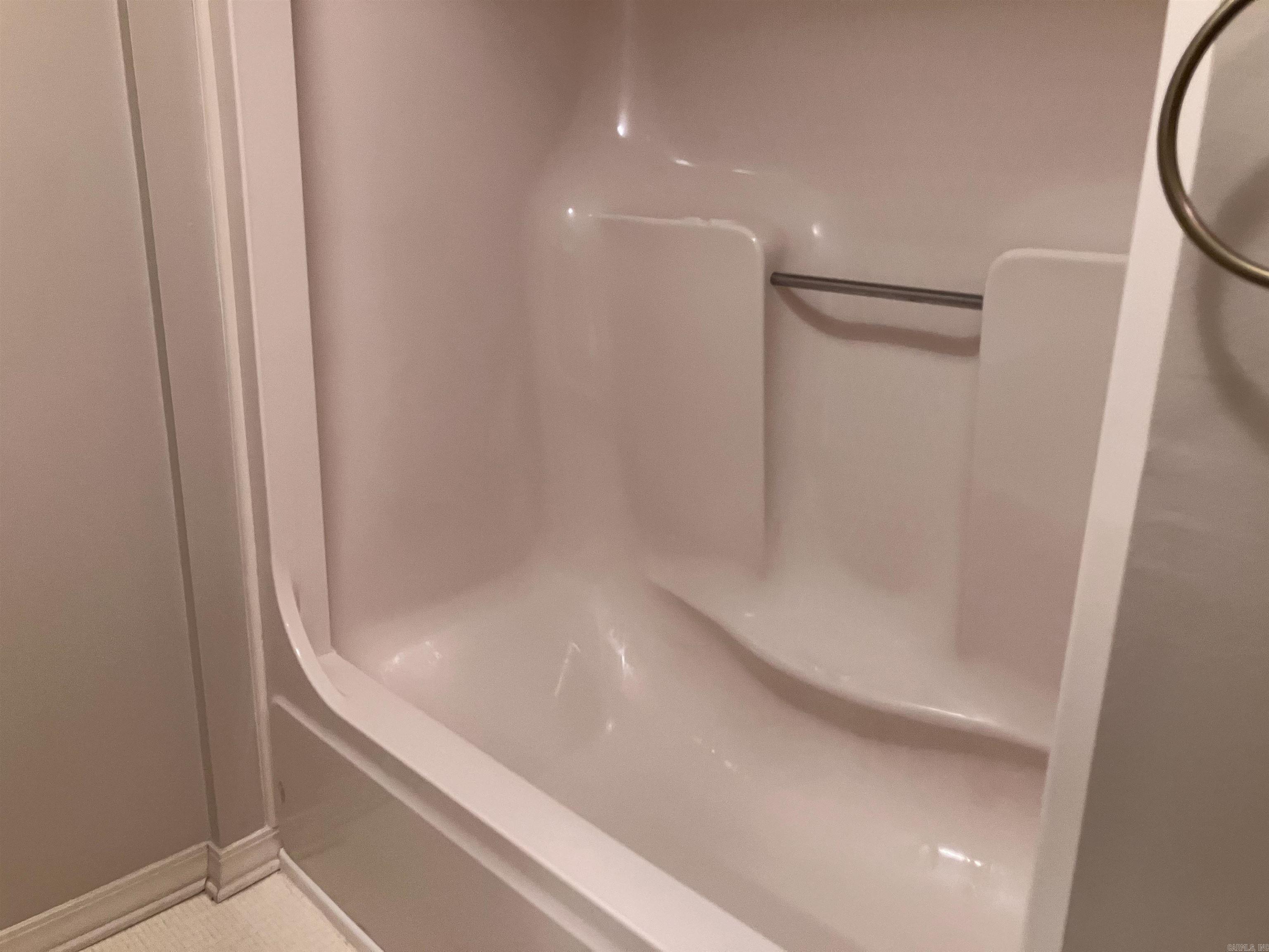 9 River Oaks  Searcy, AR