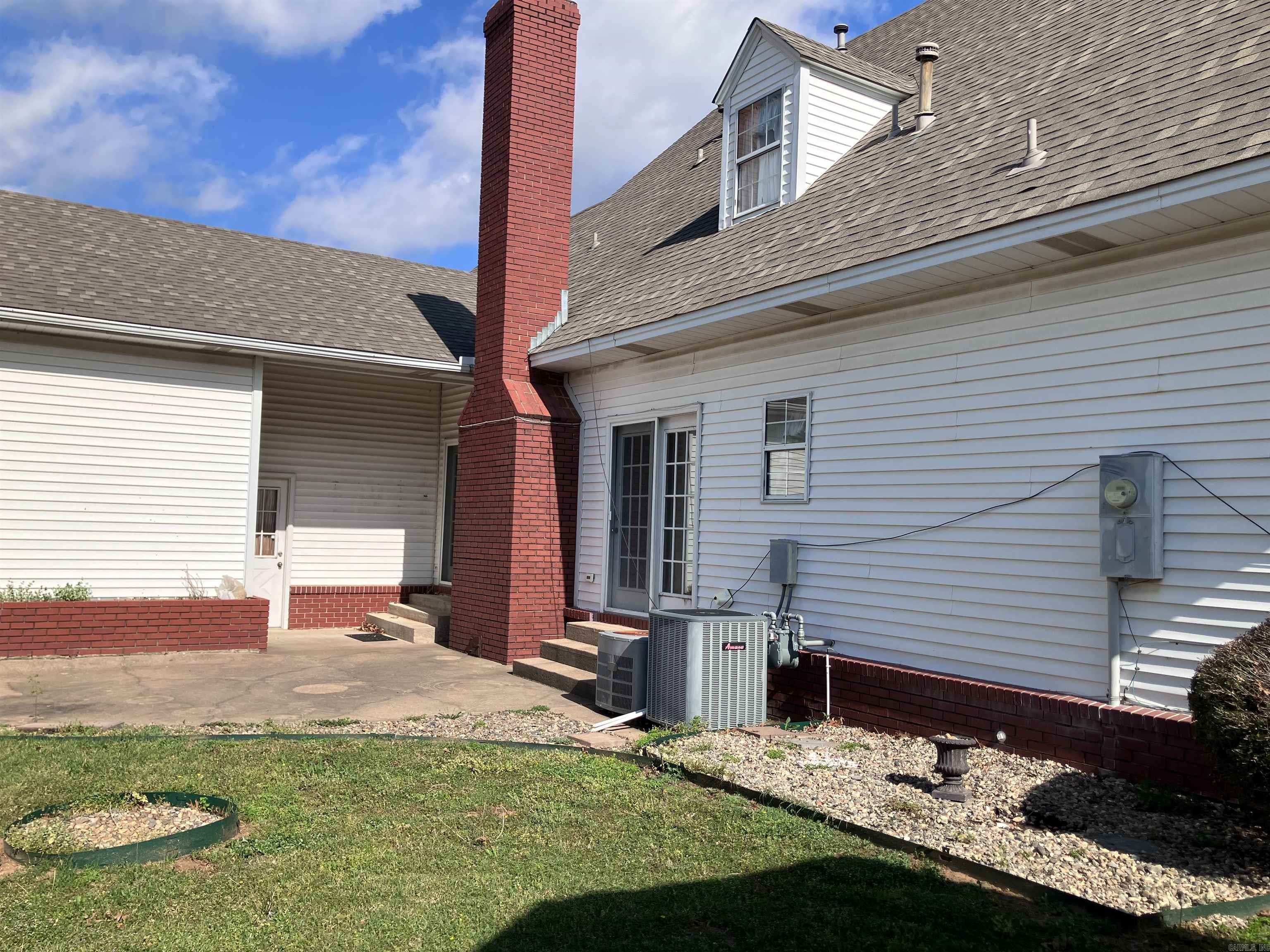 9 River Oaks  Searcy, AR